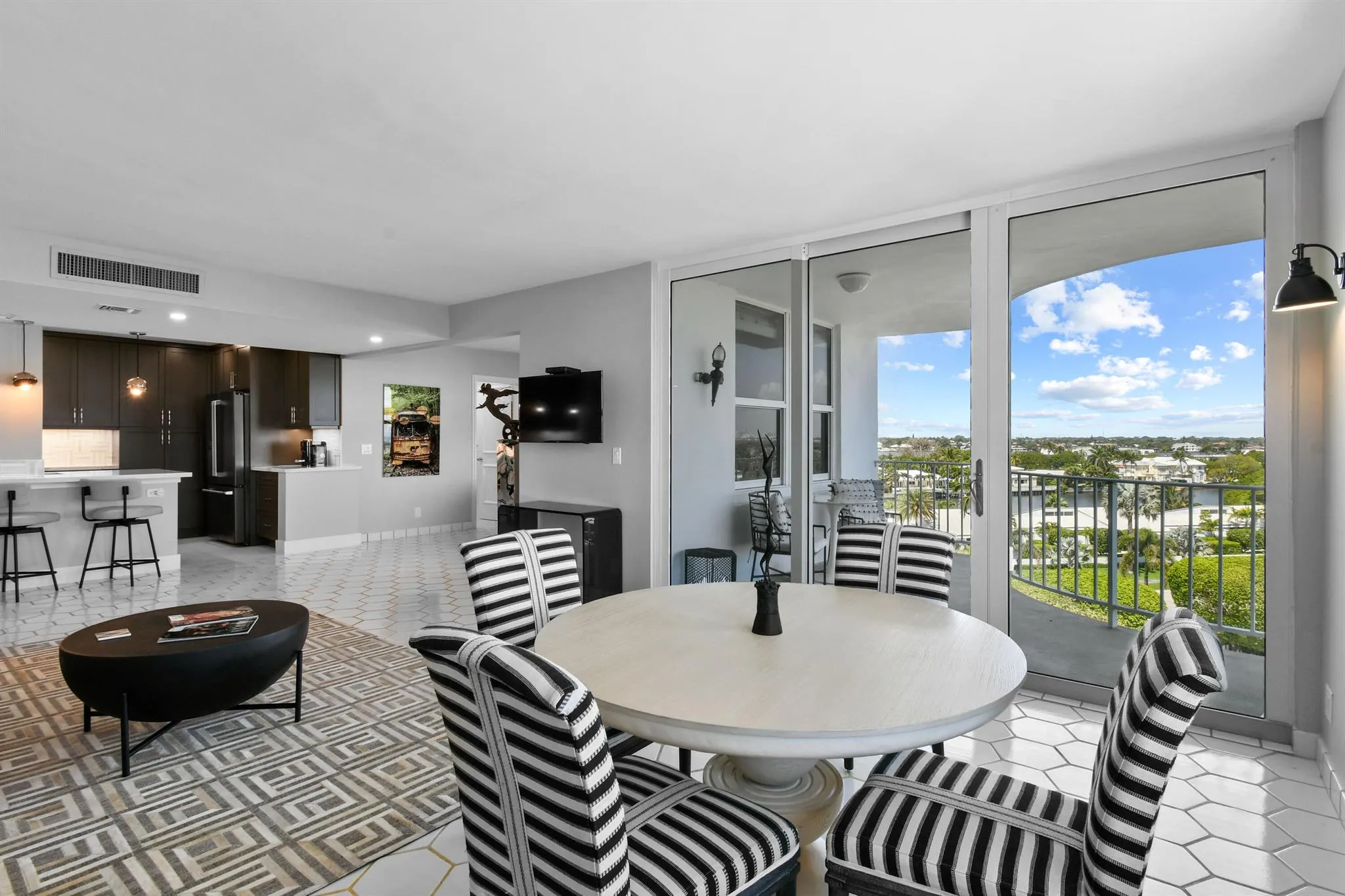 2295 S Ocean Boulevard, #617
