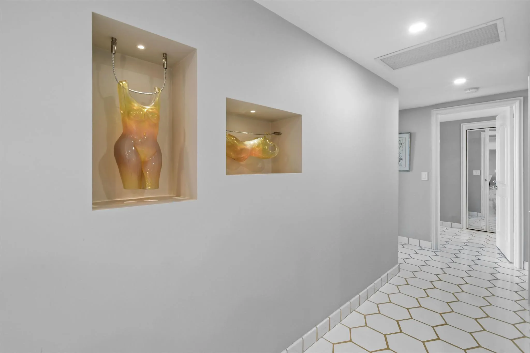 2295 S Ocean Boulevard, #617