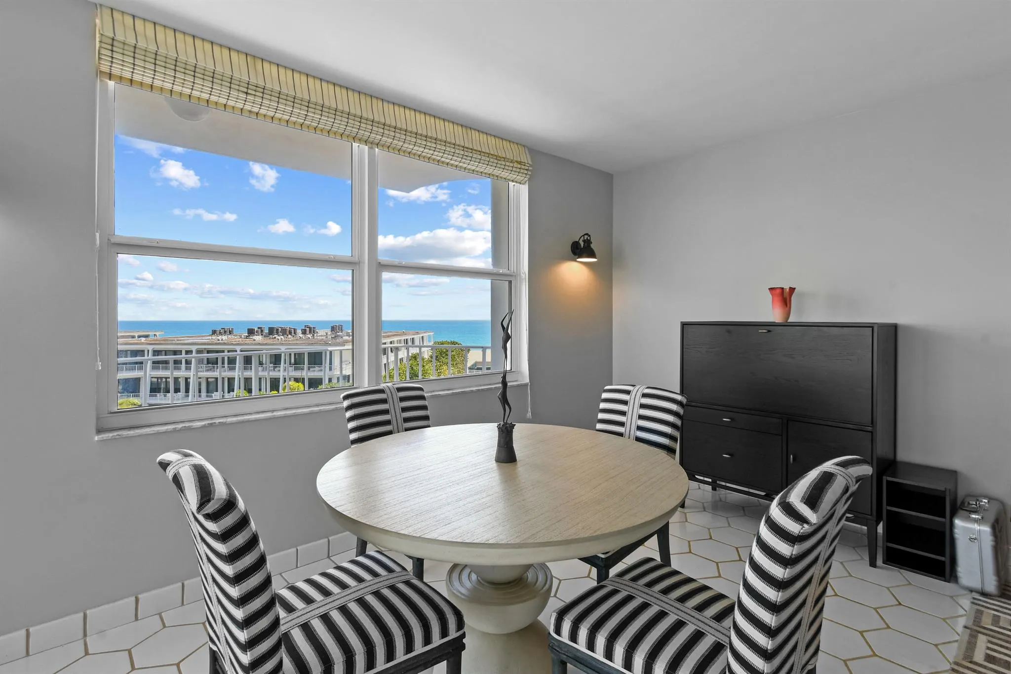 2295 S Ocean Boulevard, #617