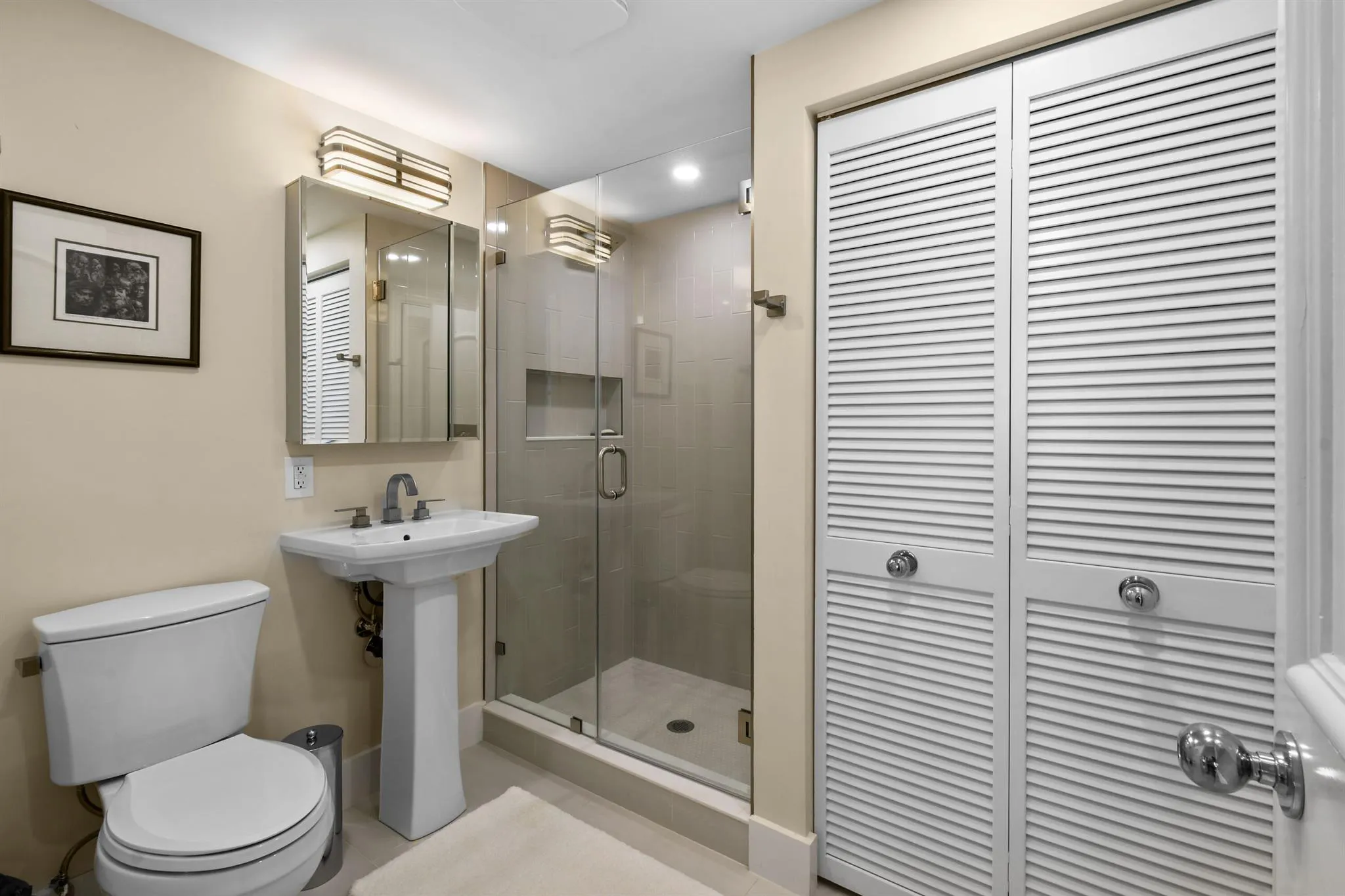 2295 S Ocean Boulevard, #617