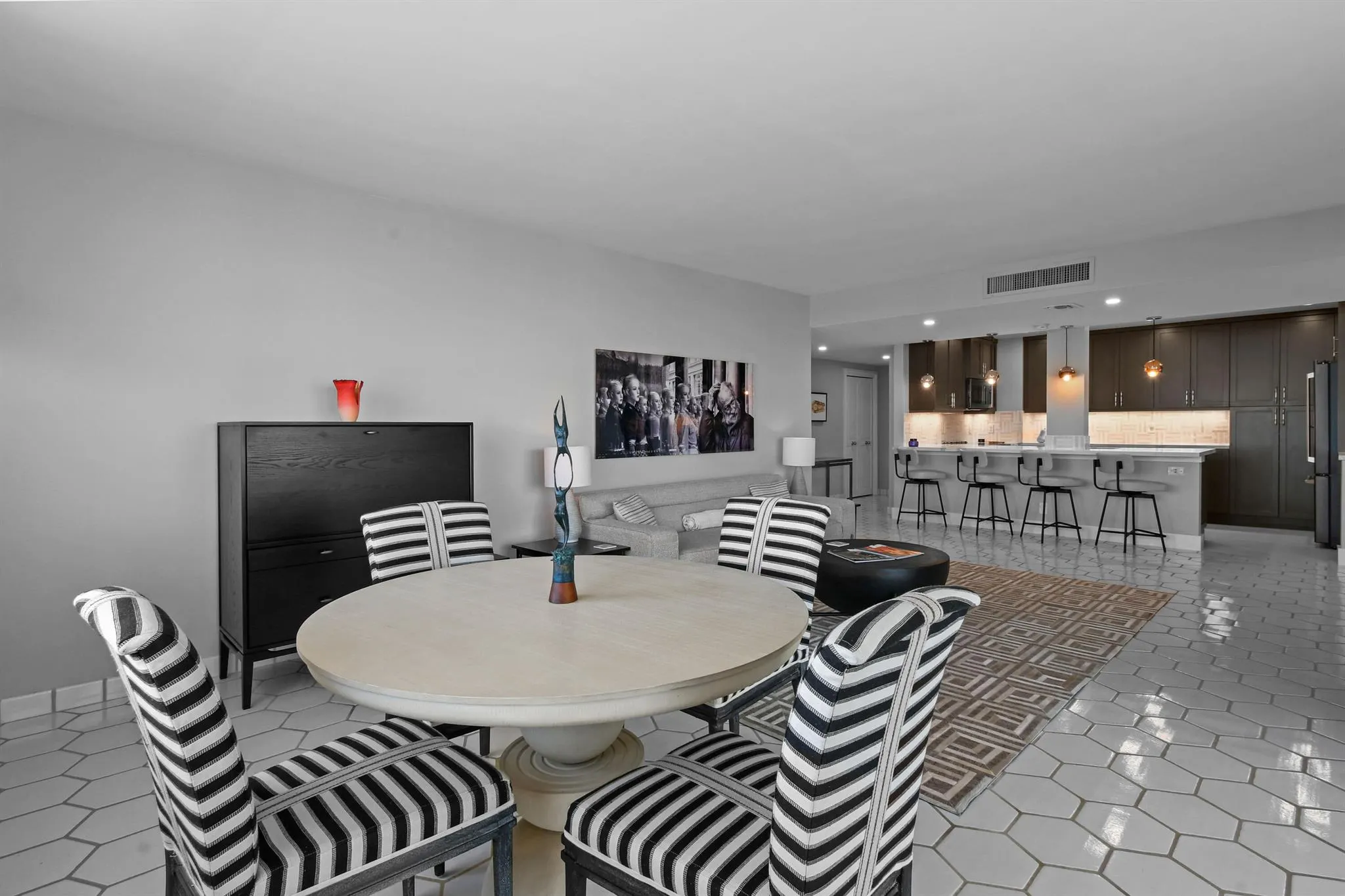 2295 S Ocean Boulevard, #617