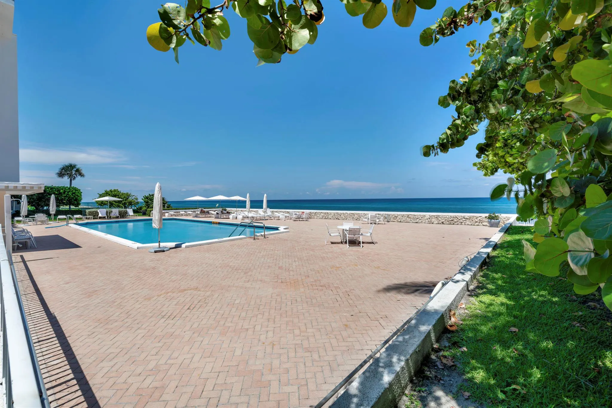 2295 S Ocean Boulevard, #617