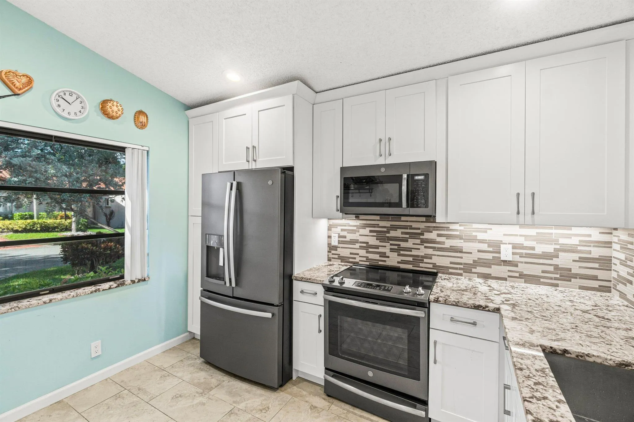 6235 Kings Gate Circle