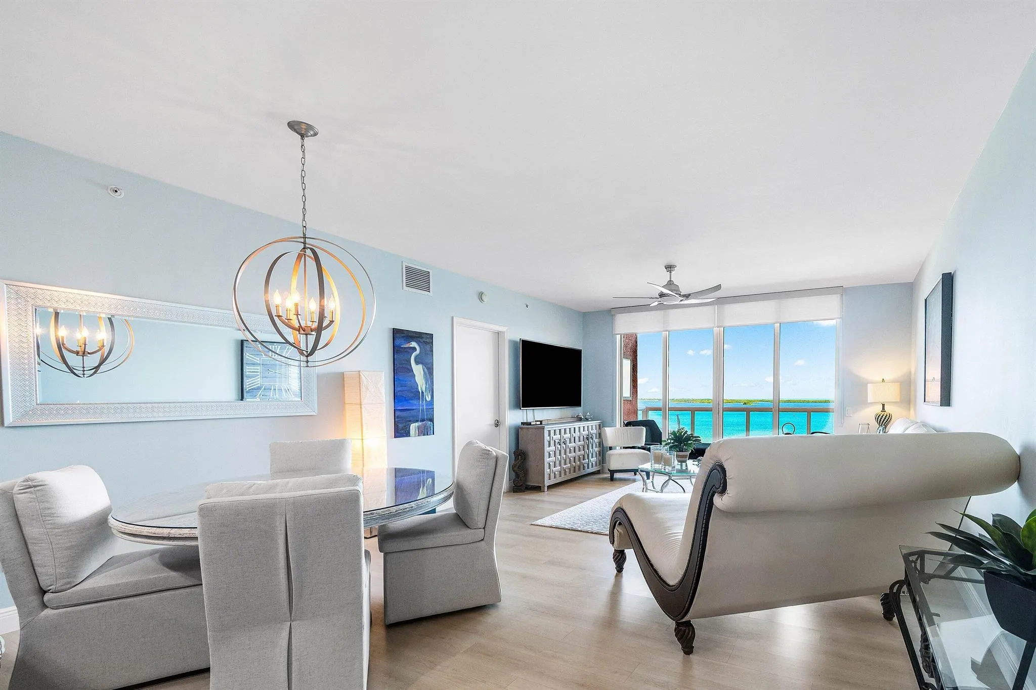 2650 Lake Shore Drive, #1202