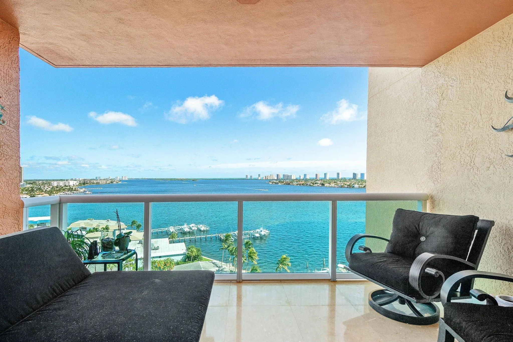 2650 Lake Shore Drive, #1202