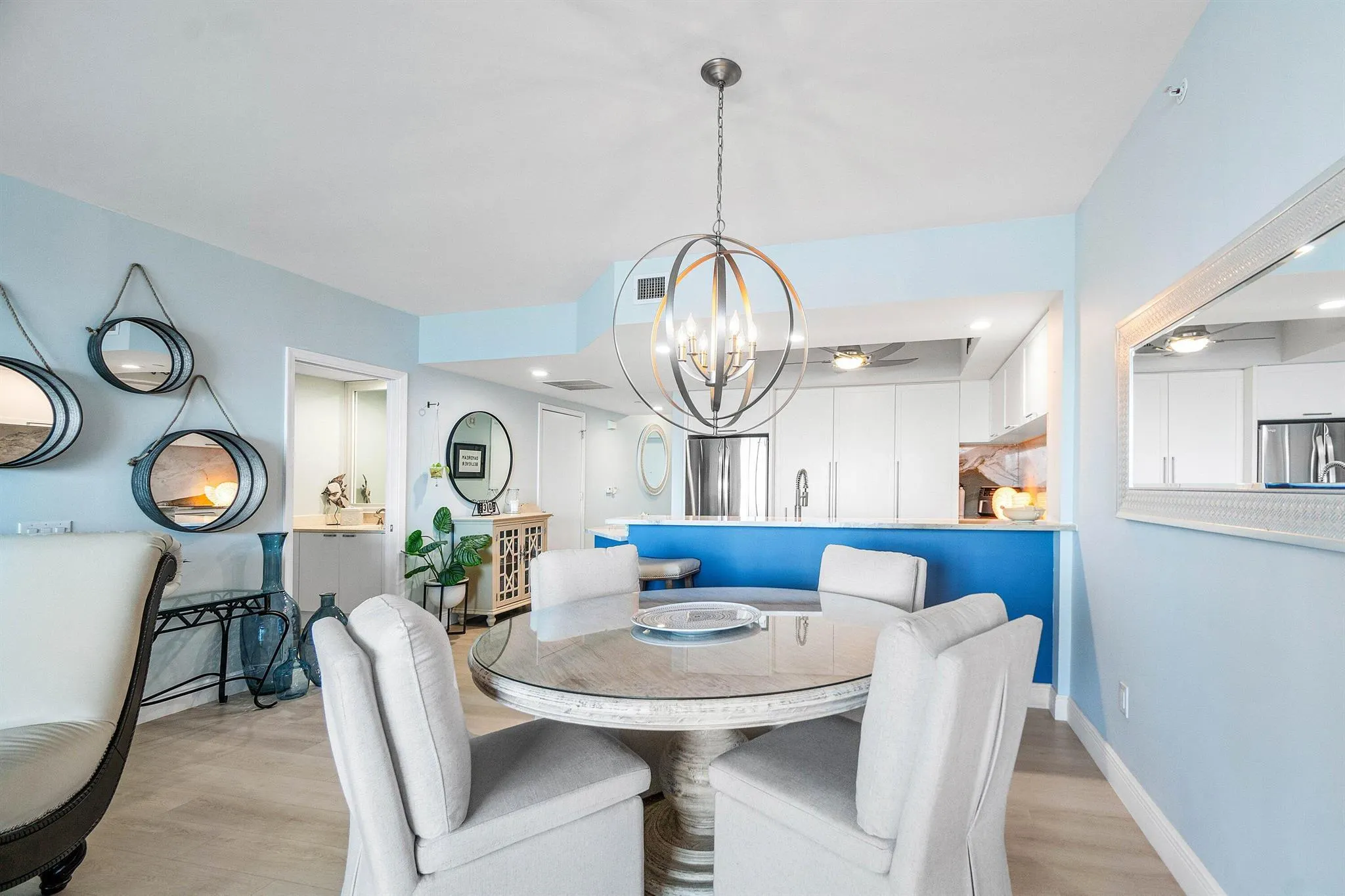 2650 Lake Shore Drive, #1202