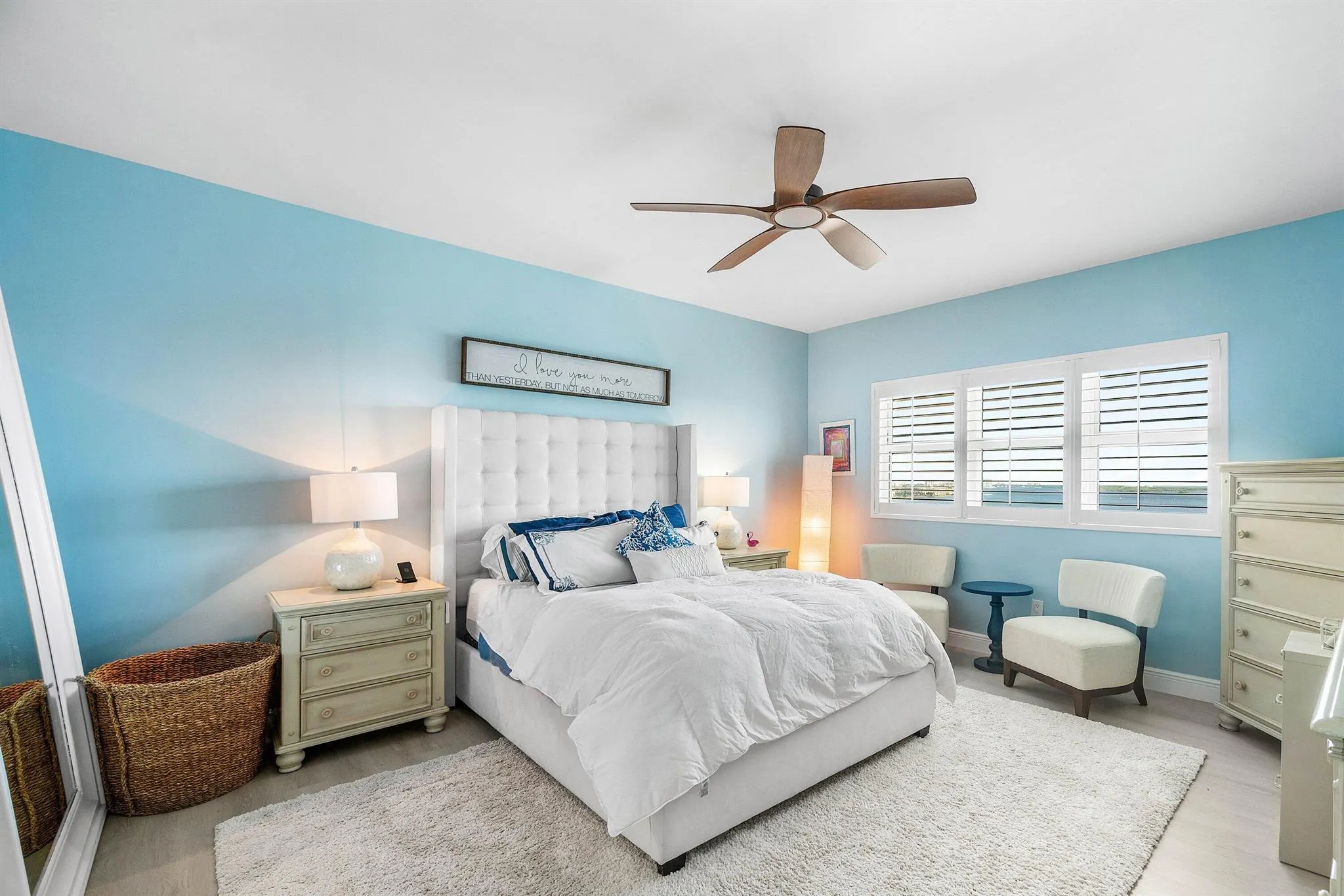 2650 Lake Shore Drive, #1202