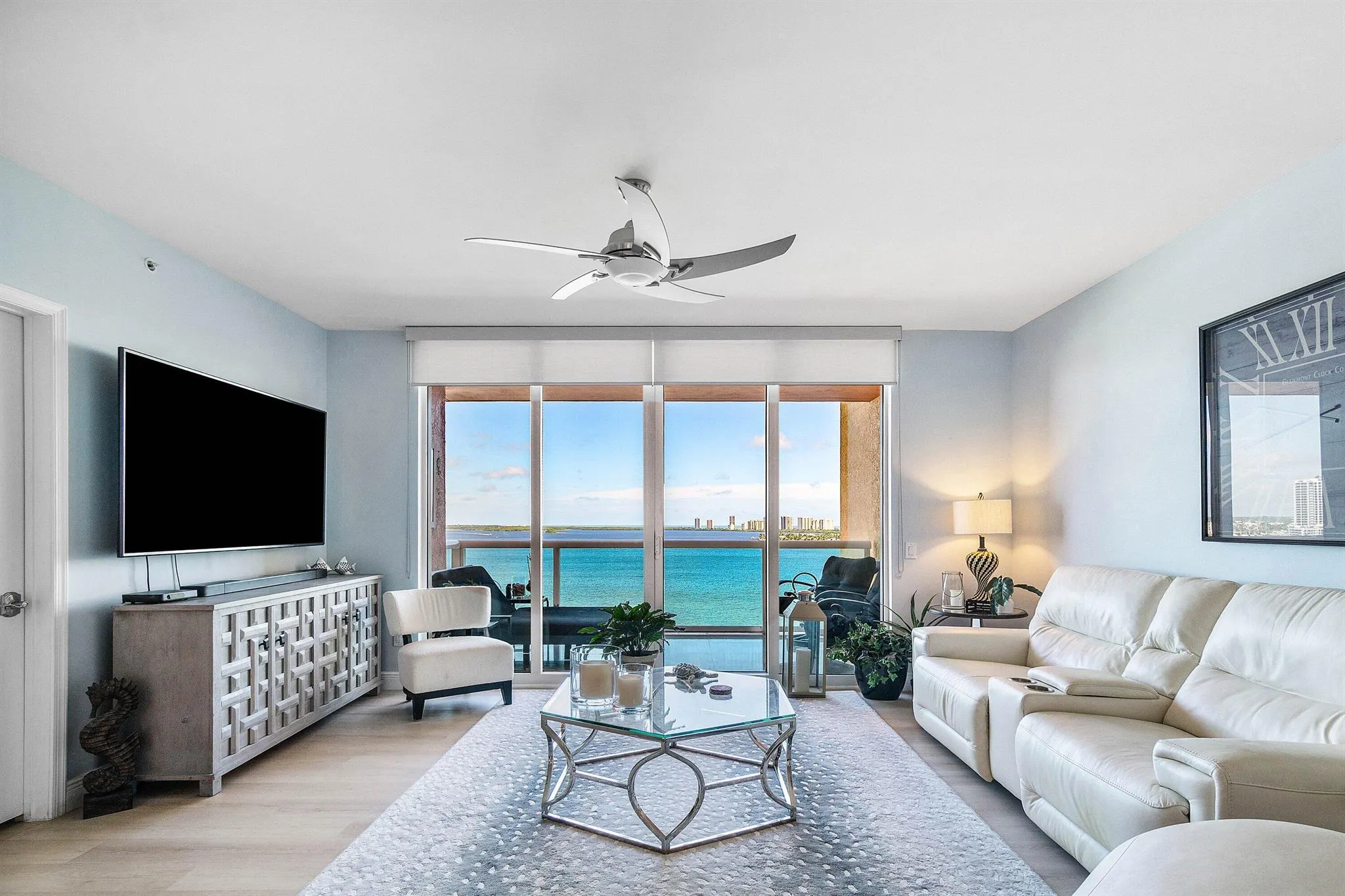 2650 Lake Shore Drive, #1202