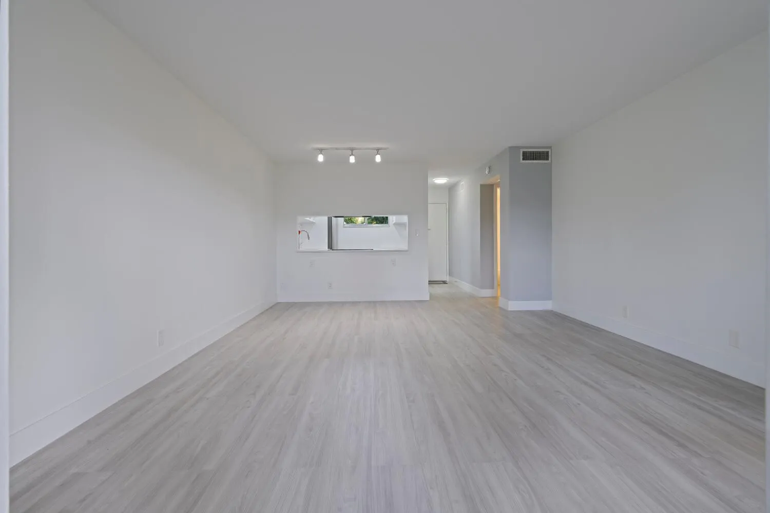 2811 S Garden Drive, #110