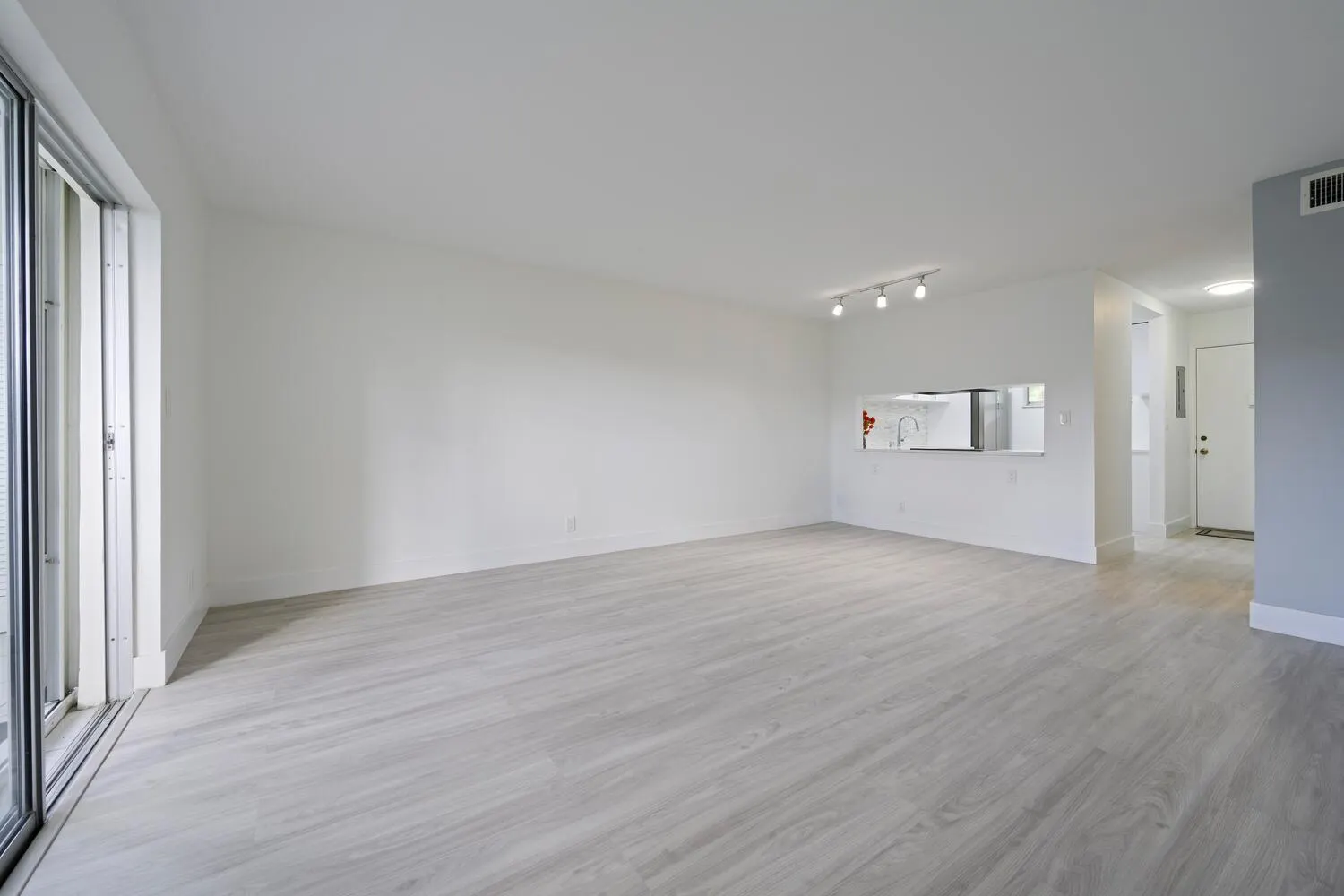 2811 S Garden Drive, #110