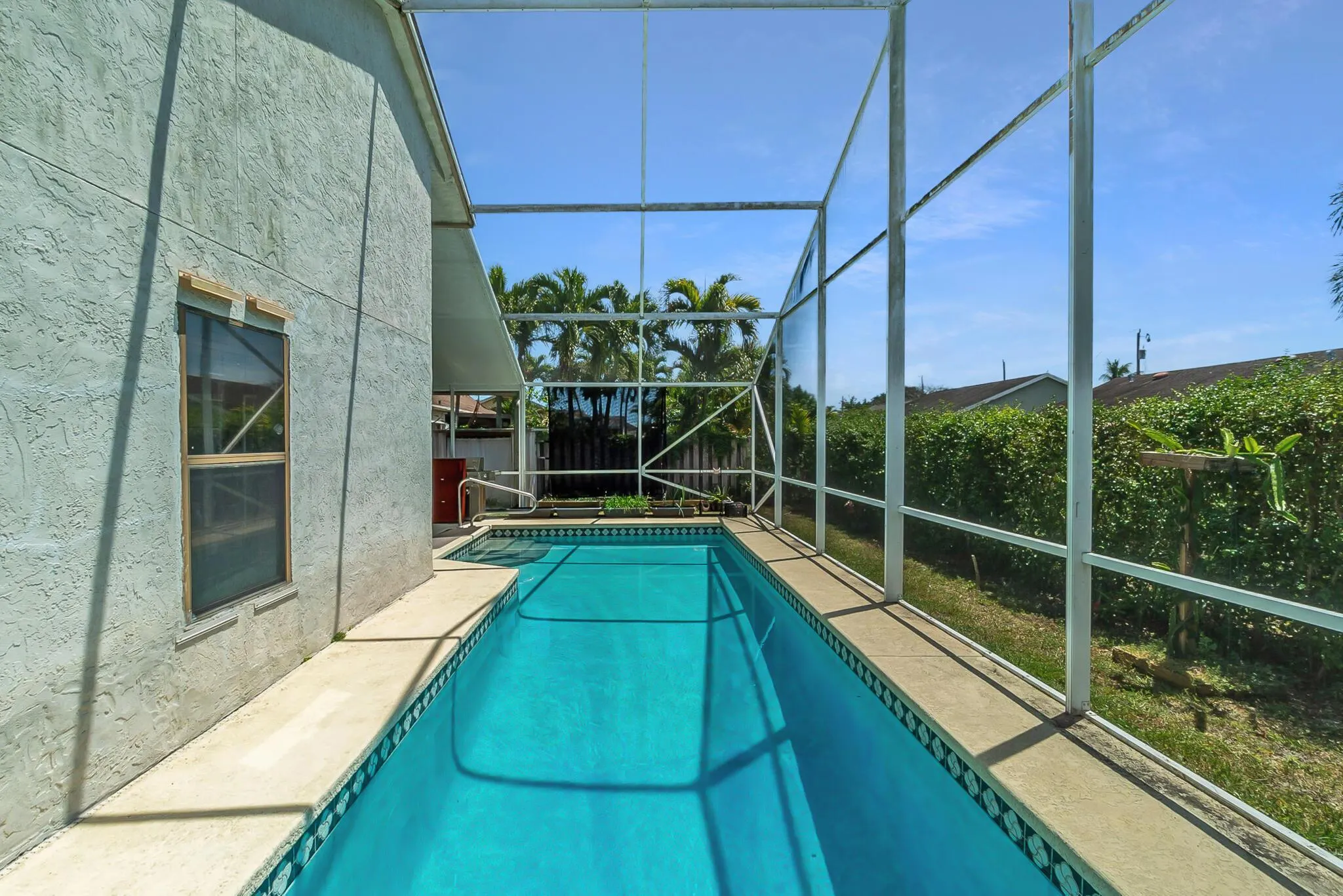 6242 Barbara Street