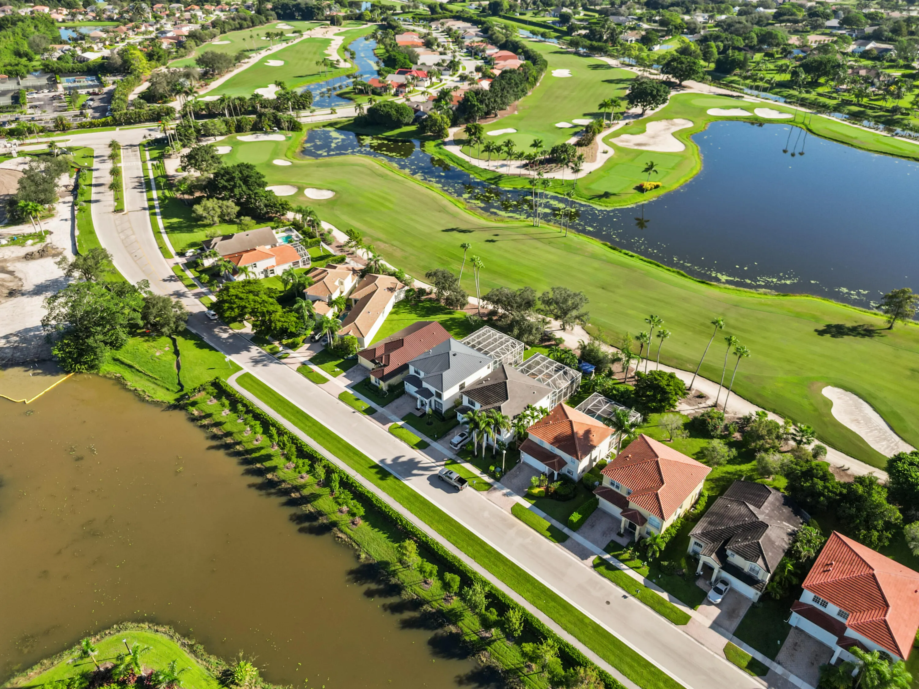 2122 Country Golf Drive