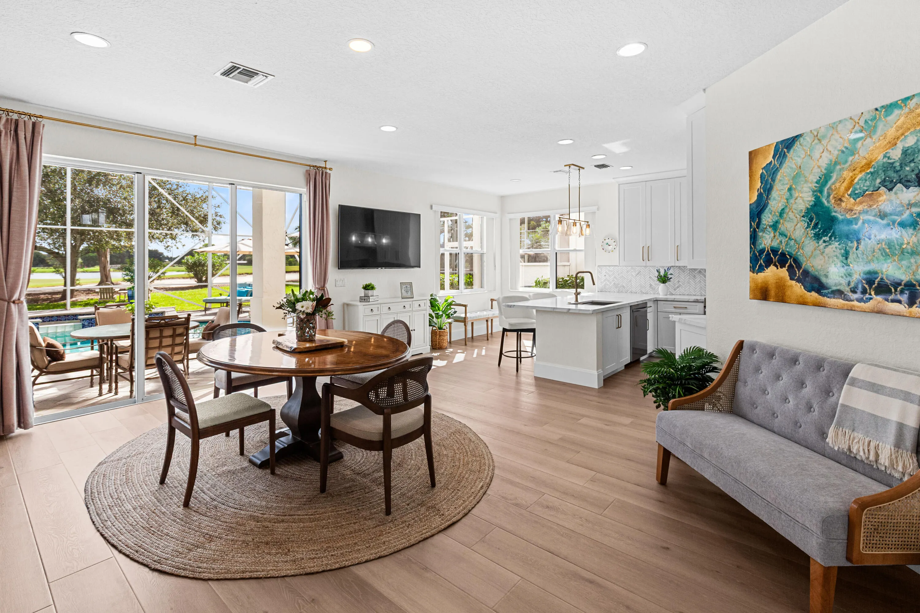 2122 Country Golf Drive
