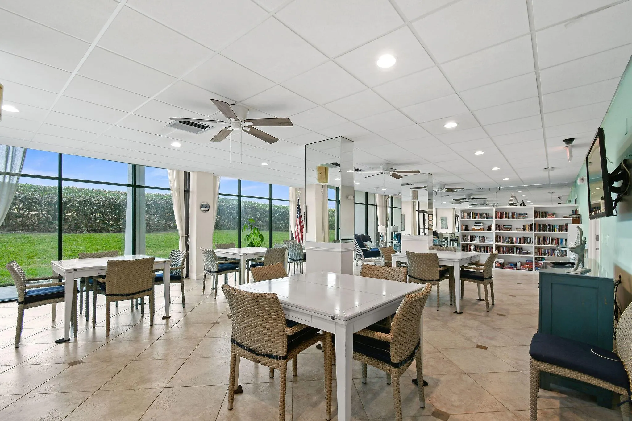 9940 S Ocean Drive, #907