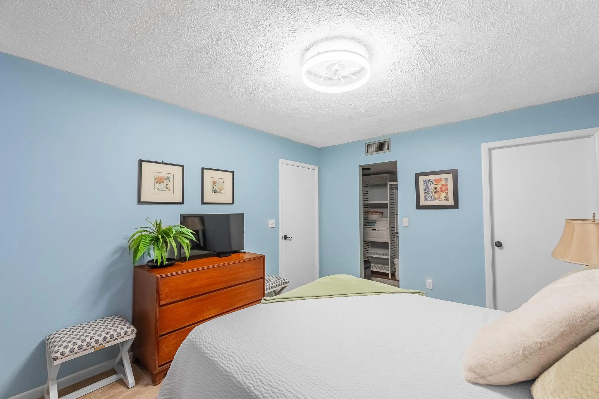 3171 SE Aster Lane, #1103