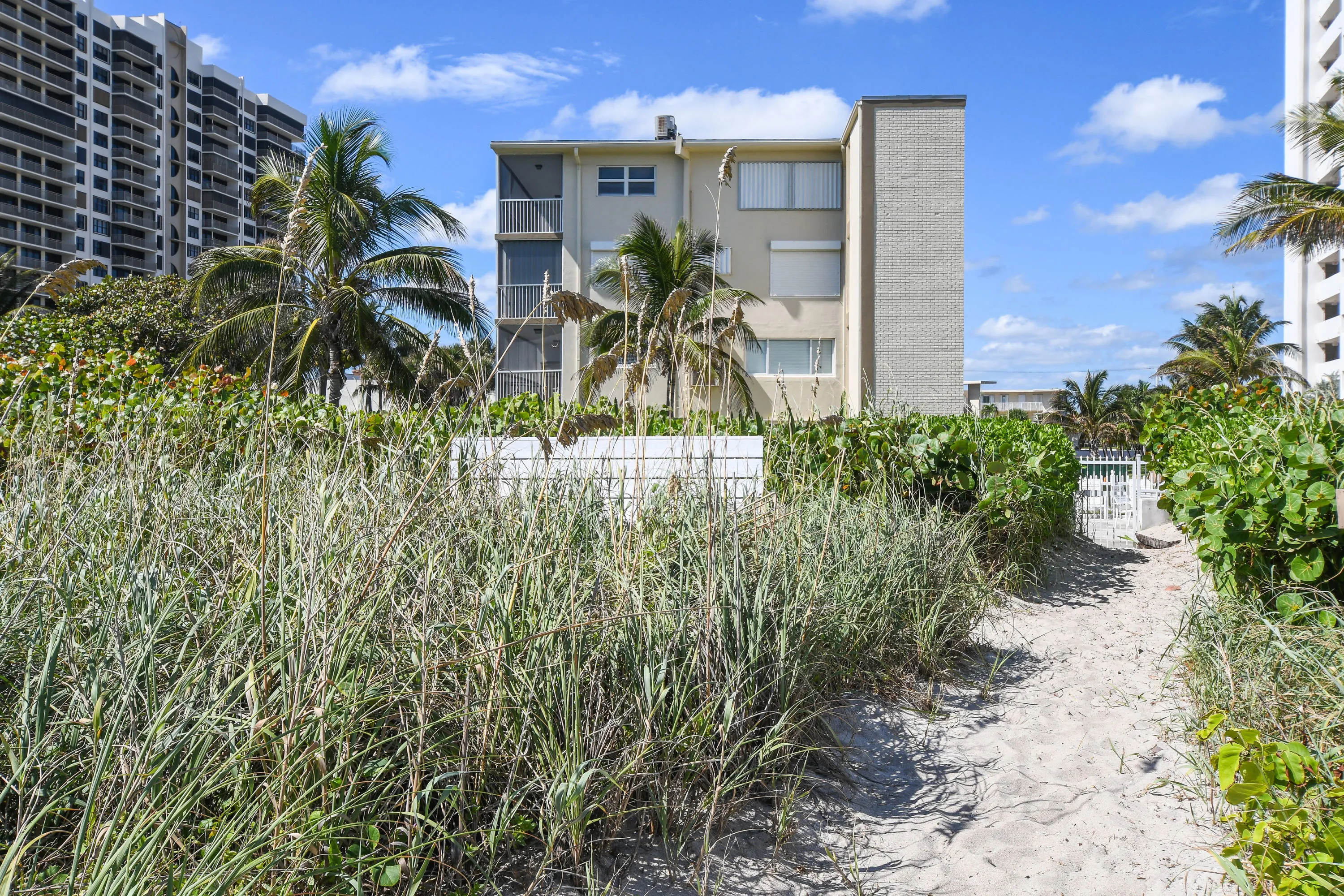 3600 N Ocean Drive, #201