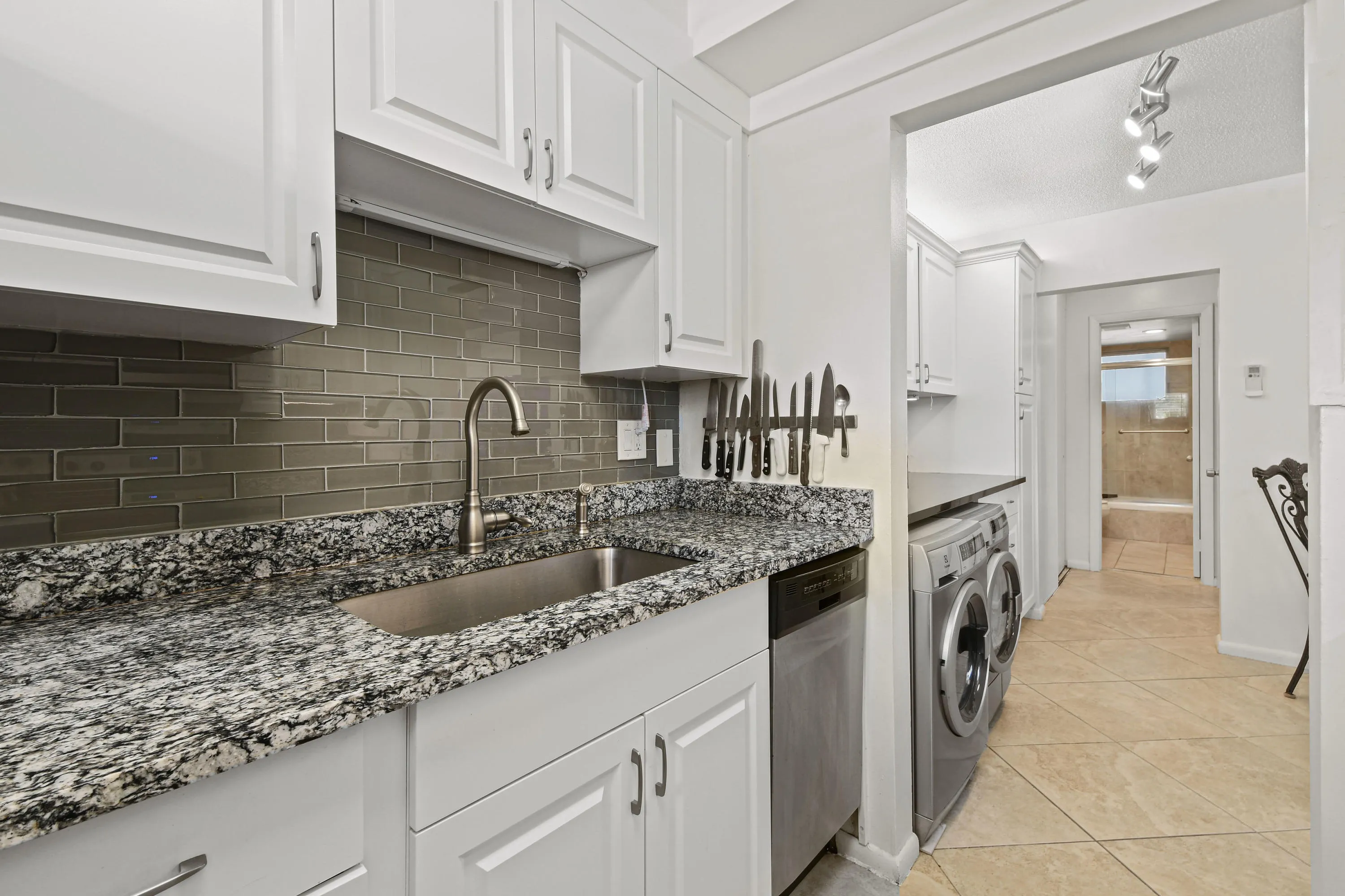 3600 N Ocean Drive, #201