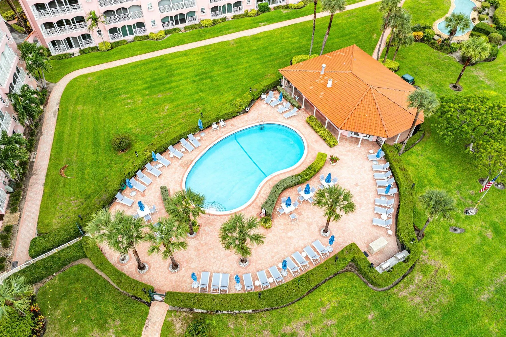 1001 E Camino Real, #4040