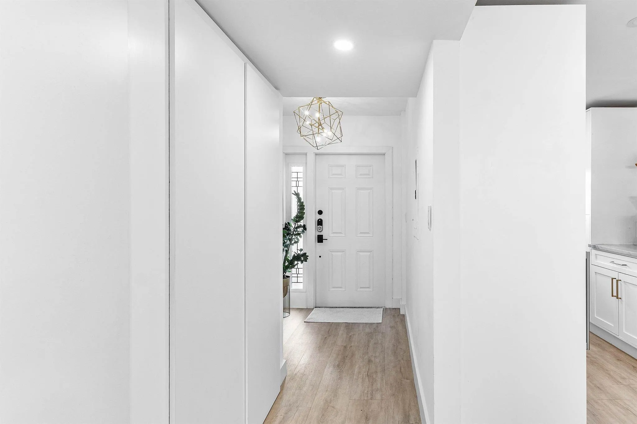 1001 E Camino Real, #4040