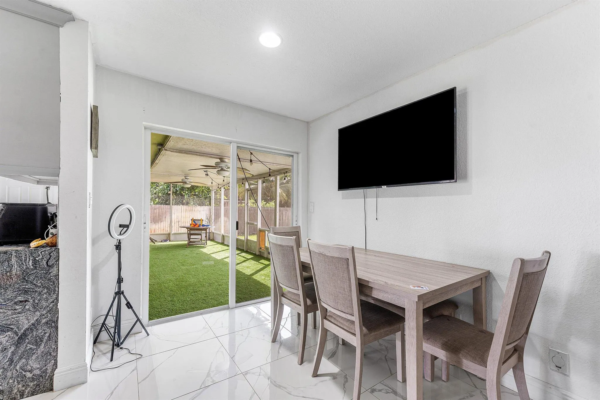 7536 Cocoanut Drive