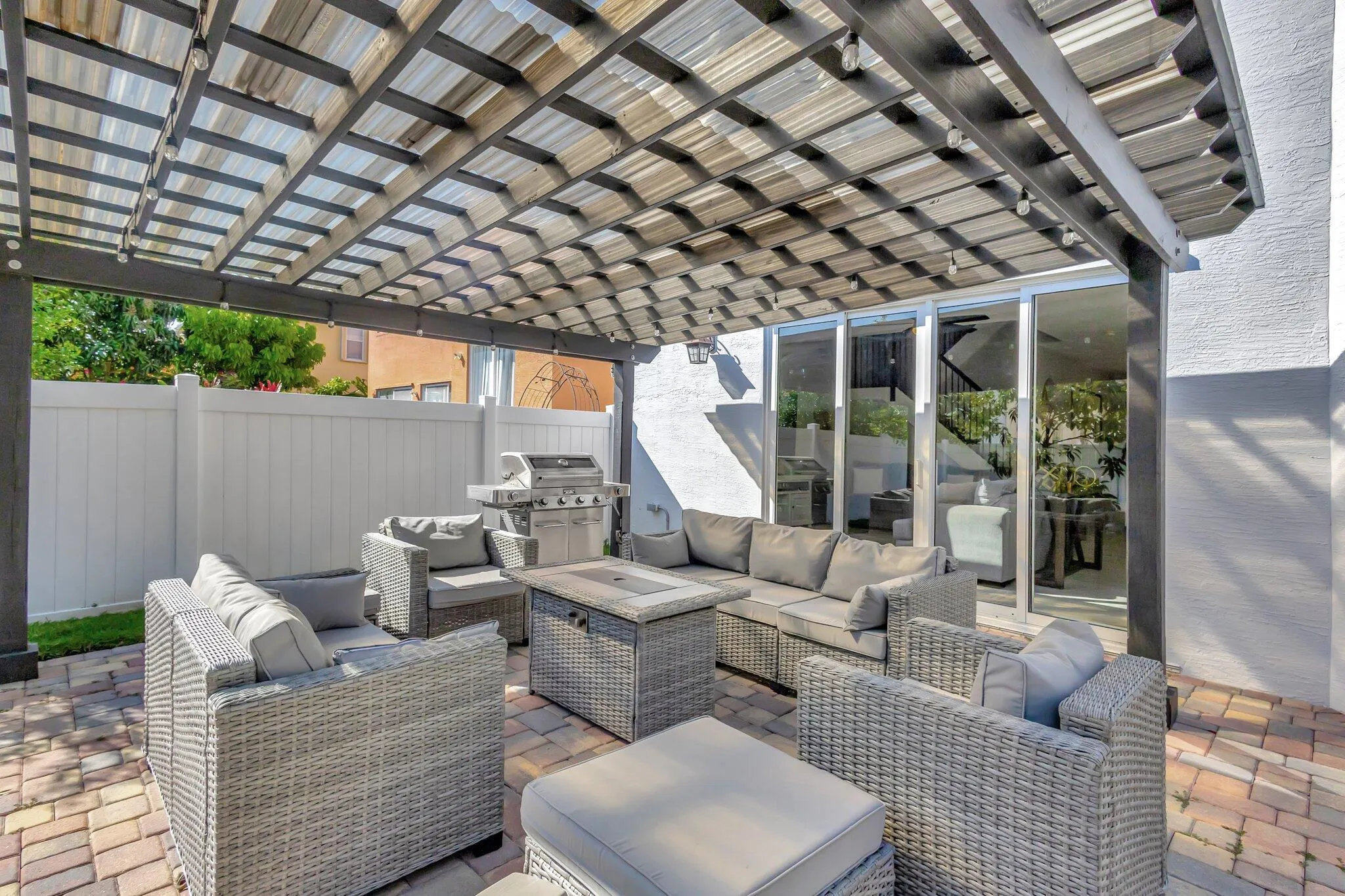 2583 Sawyer Terrace
