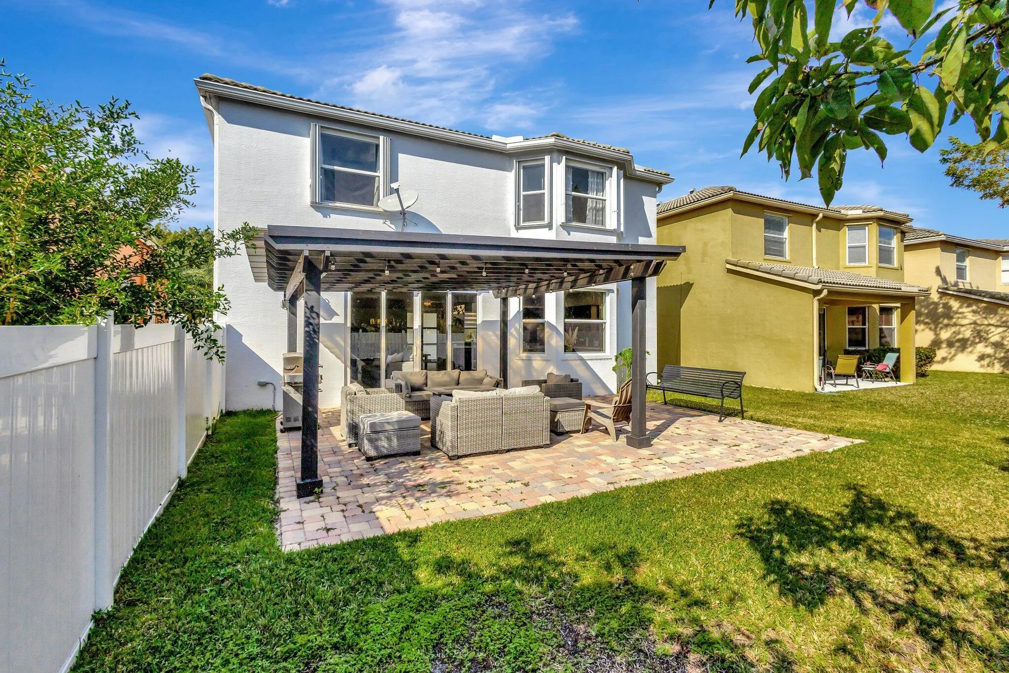2583 Sawyer Terrace