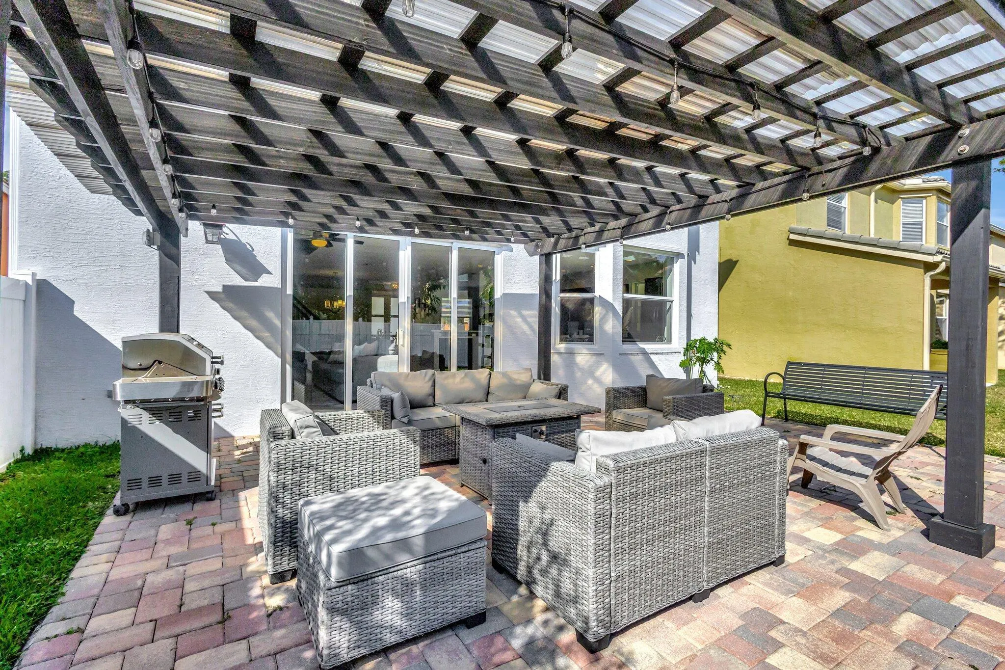 2583 Sawyer Terrace