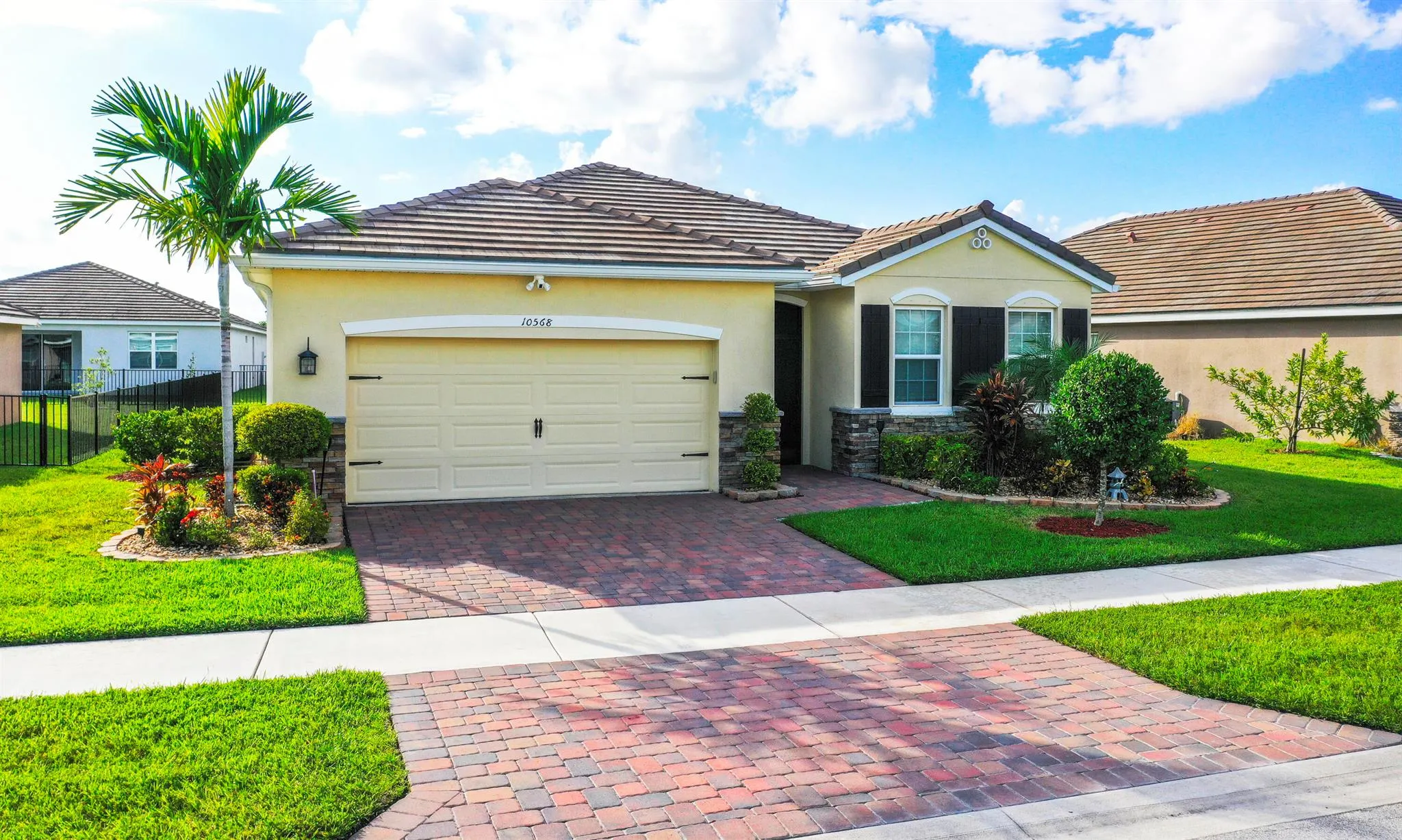 10568 SW Cambria Lane