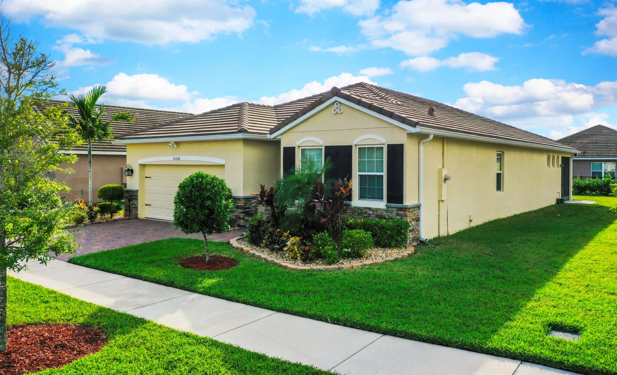 10568 SW Cambria Lane