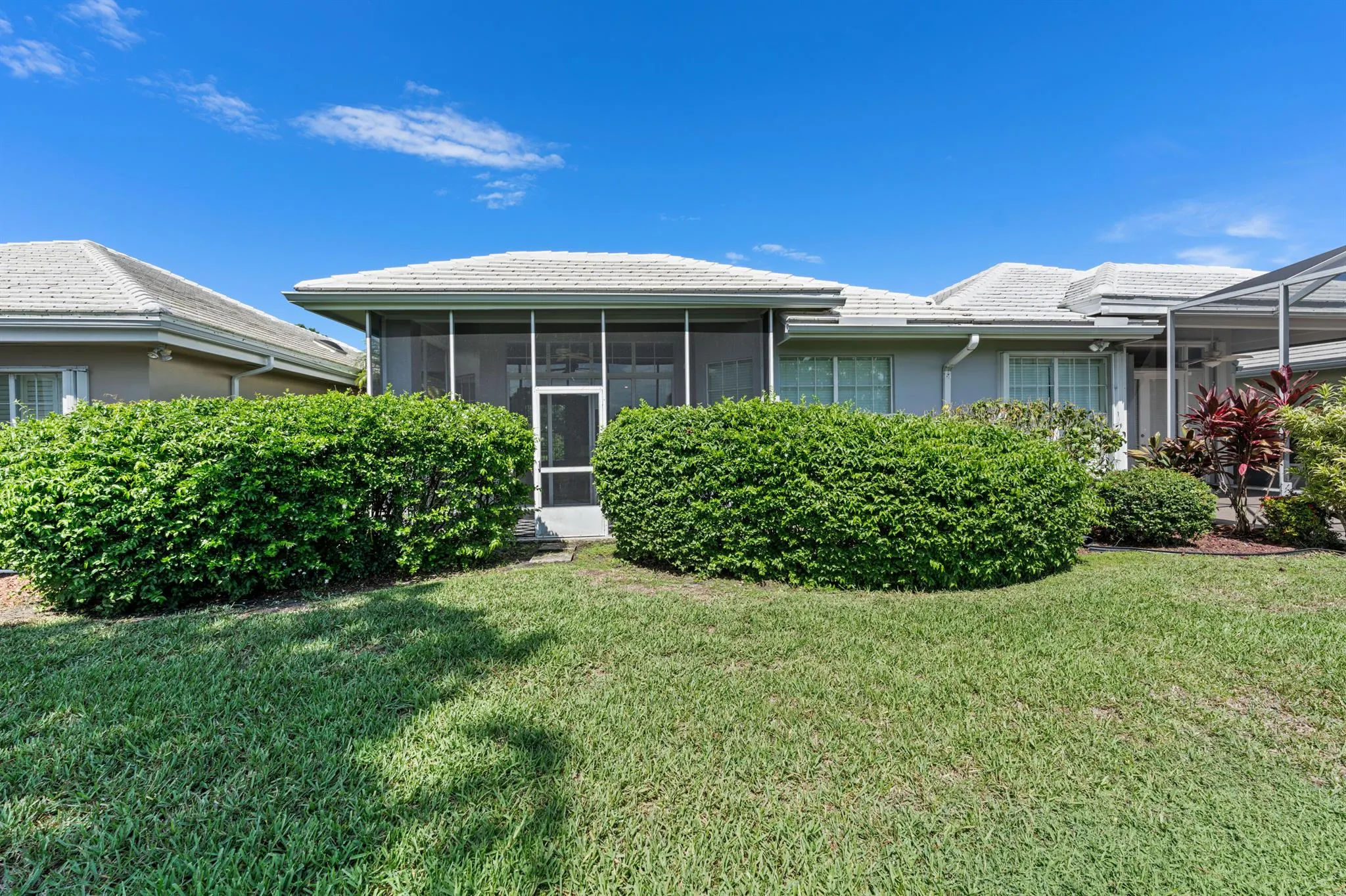 407 SW Fairway Landing