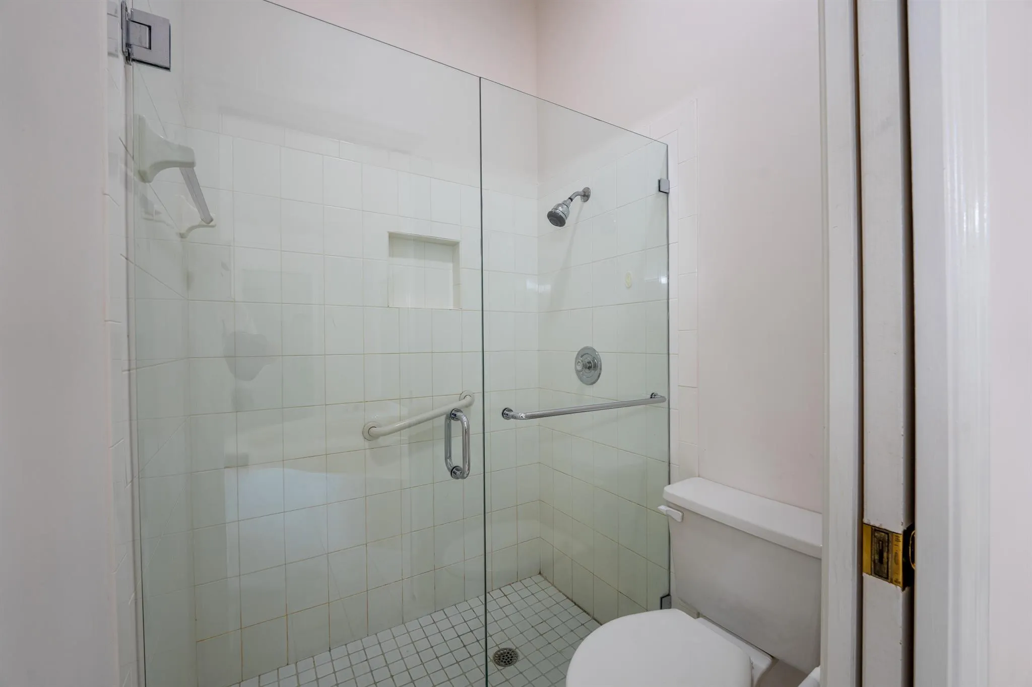 407 SW Fairway Landing