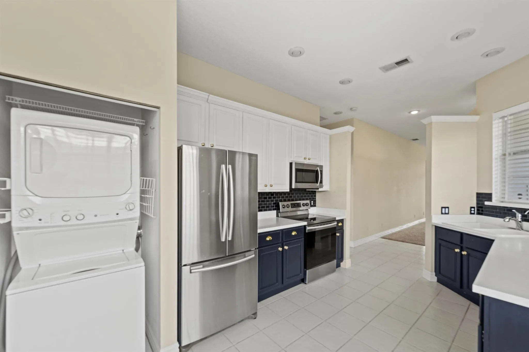 407 SW Fairway Landing
