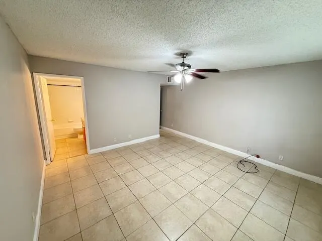 1660 Windorah Way, #C