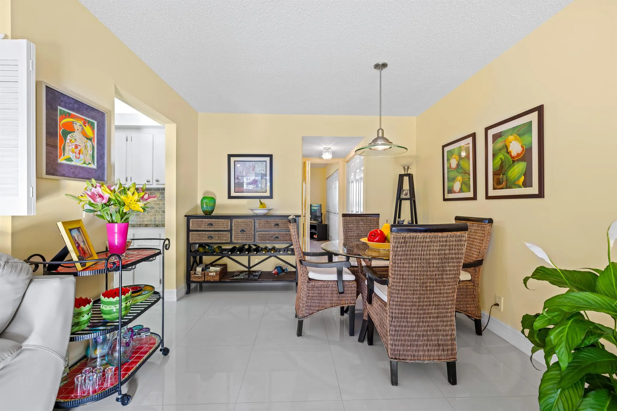 310 Farnham M, #310