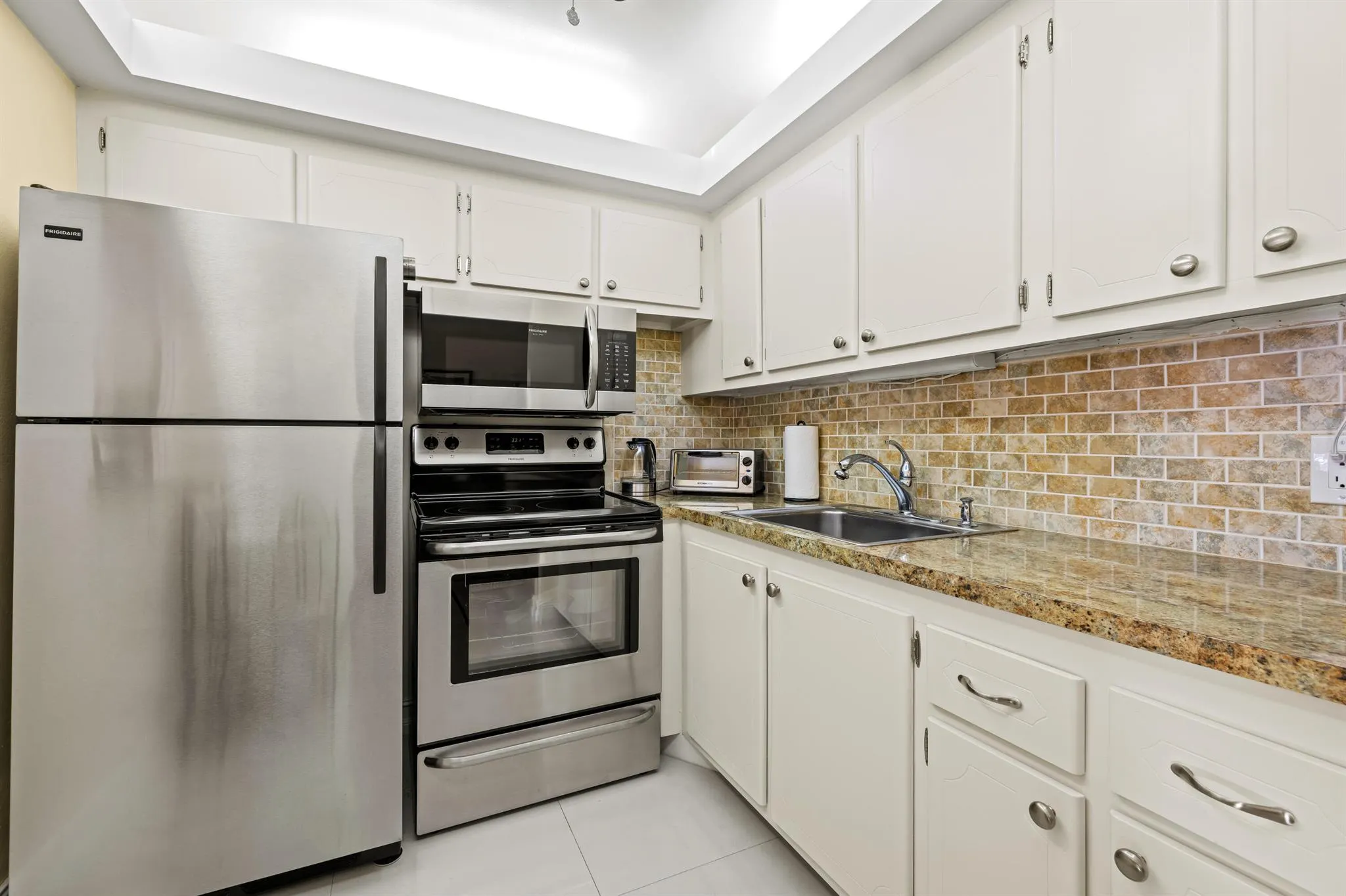 310 Farnham M, #310
