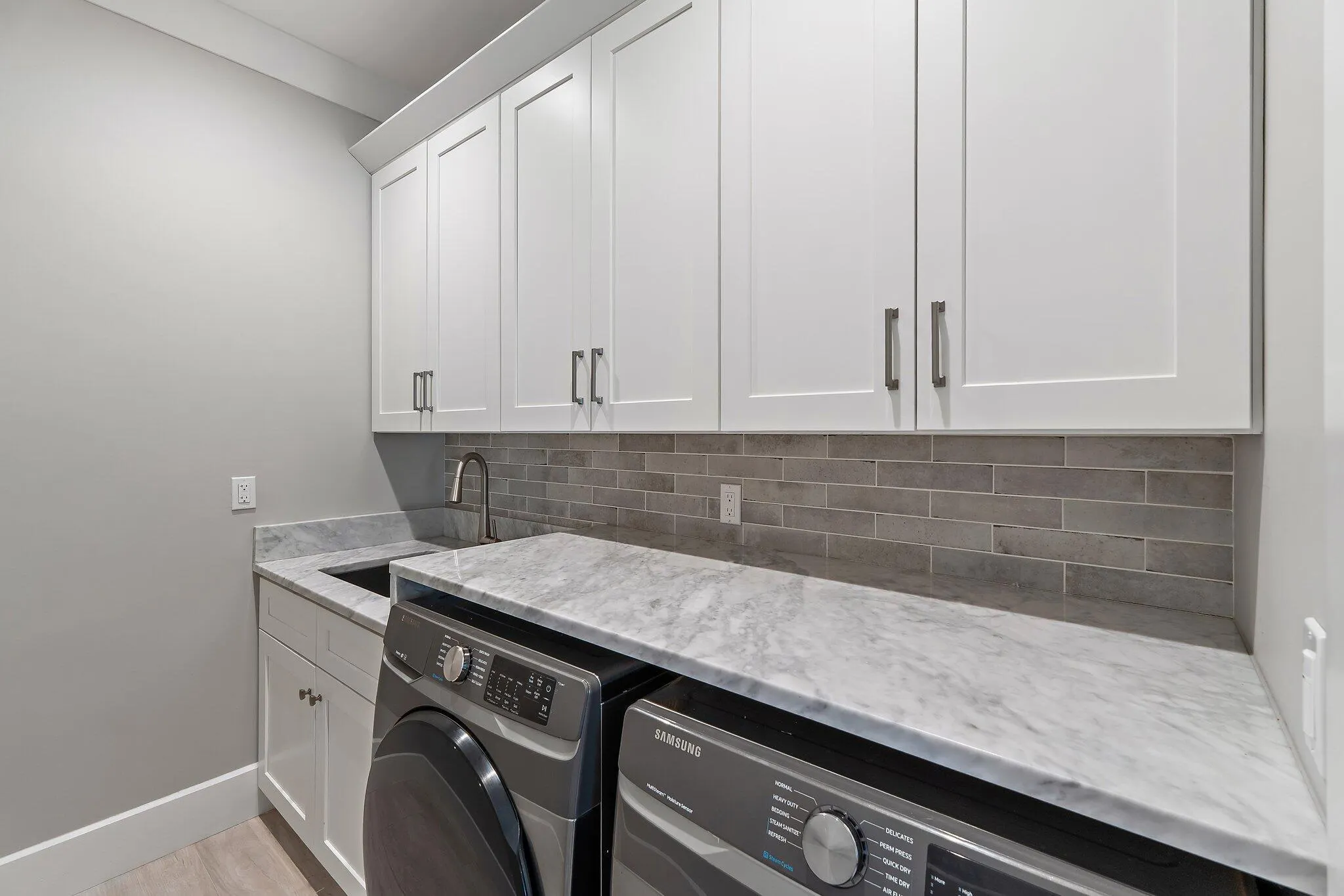 12275 185th Street N