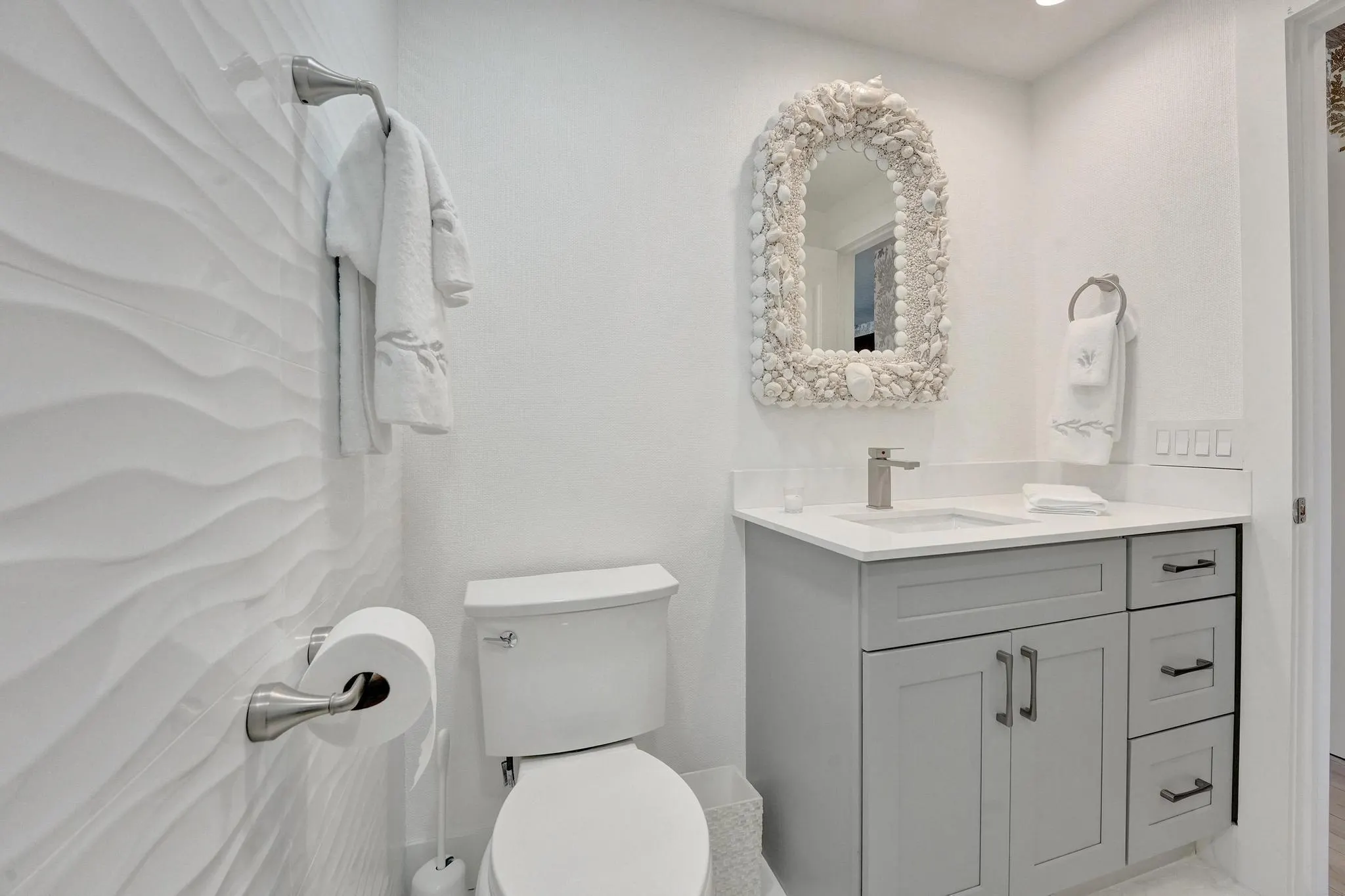 231 E Lantana Road, #702