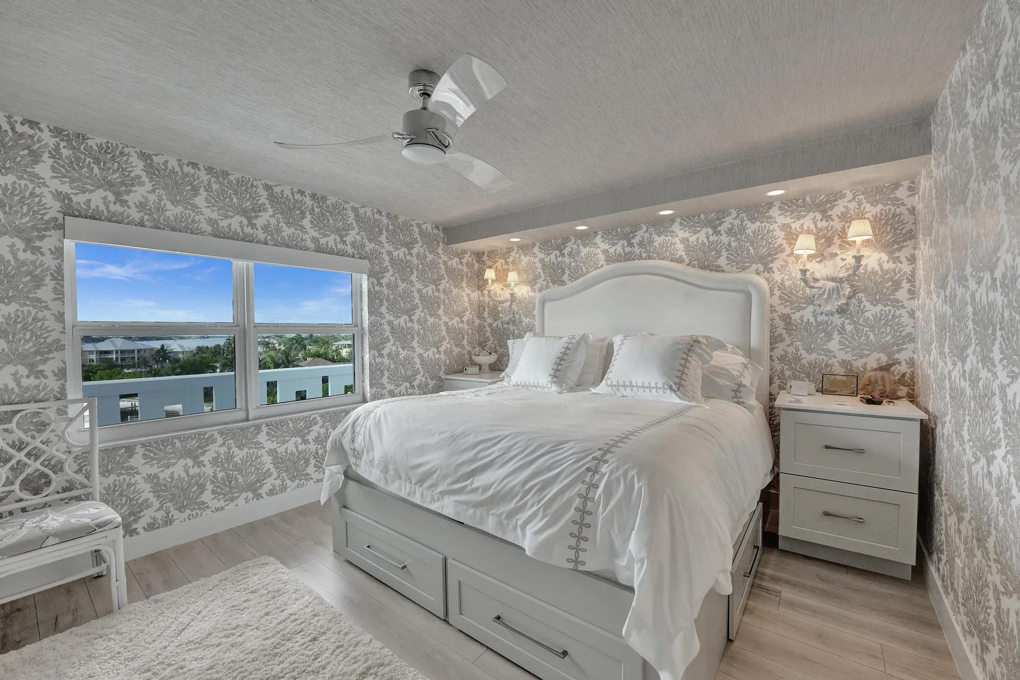 231 E Lantana Road, #702