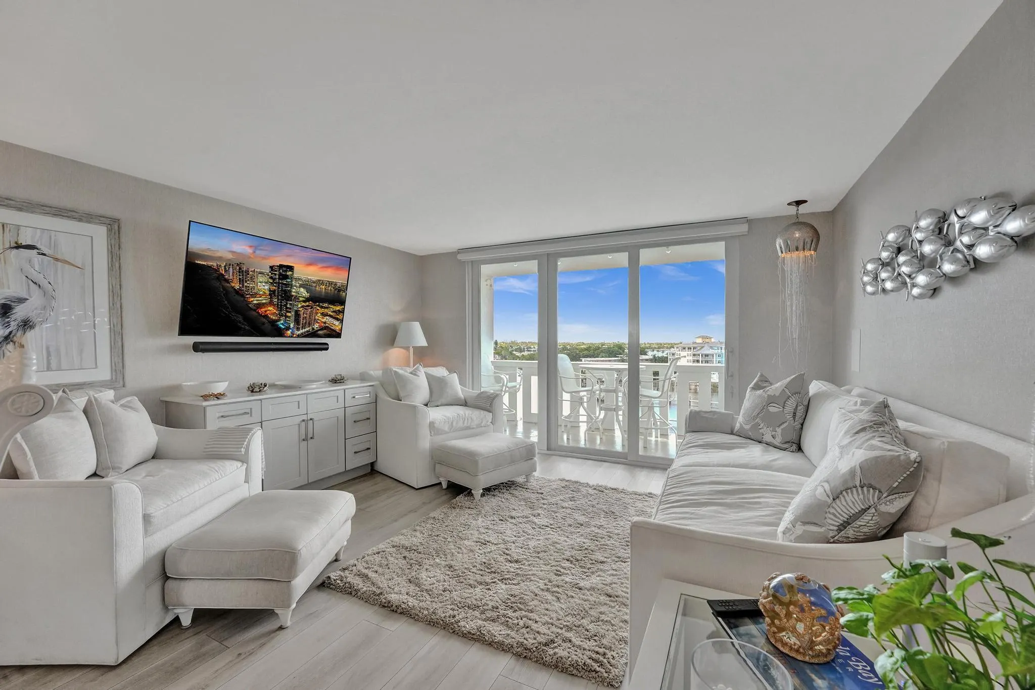 231 E Lantana Road, #702