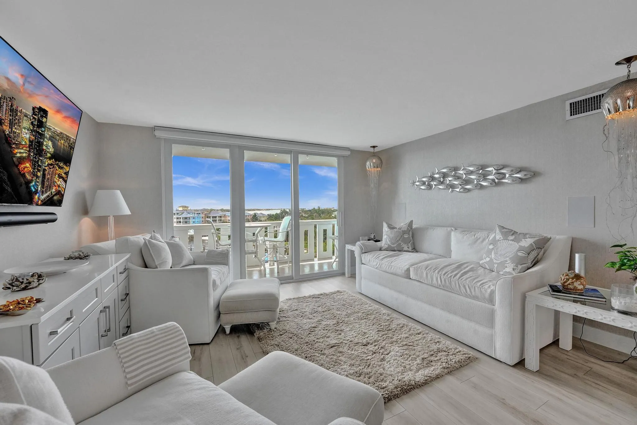 231 E Lantana Road, #702
