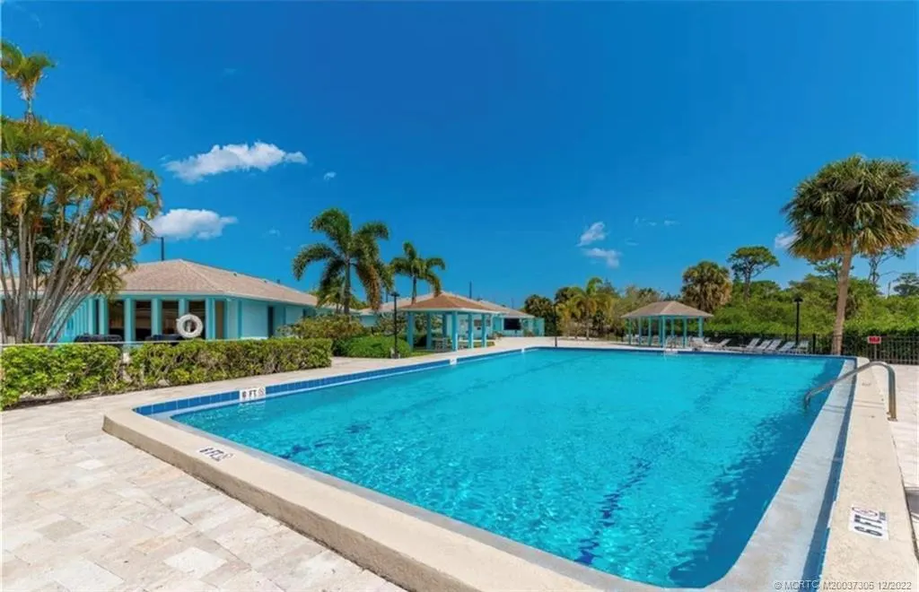 1501 NE 13th Terrace, #H16
