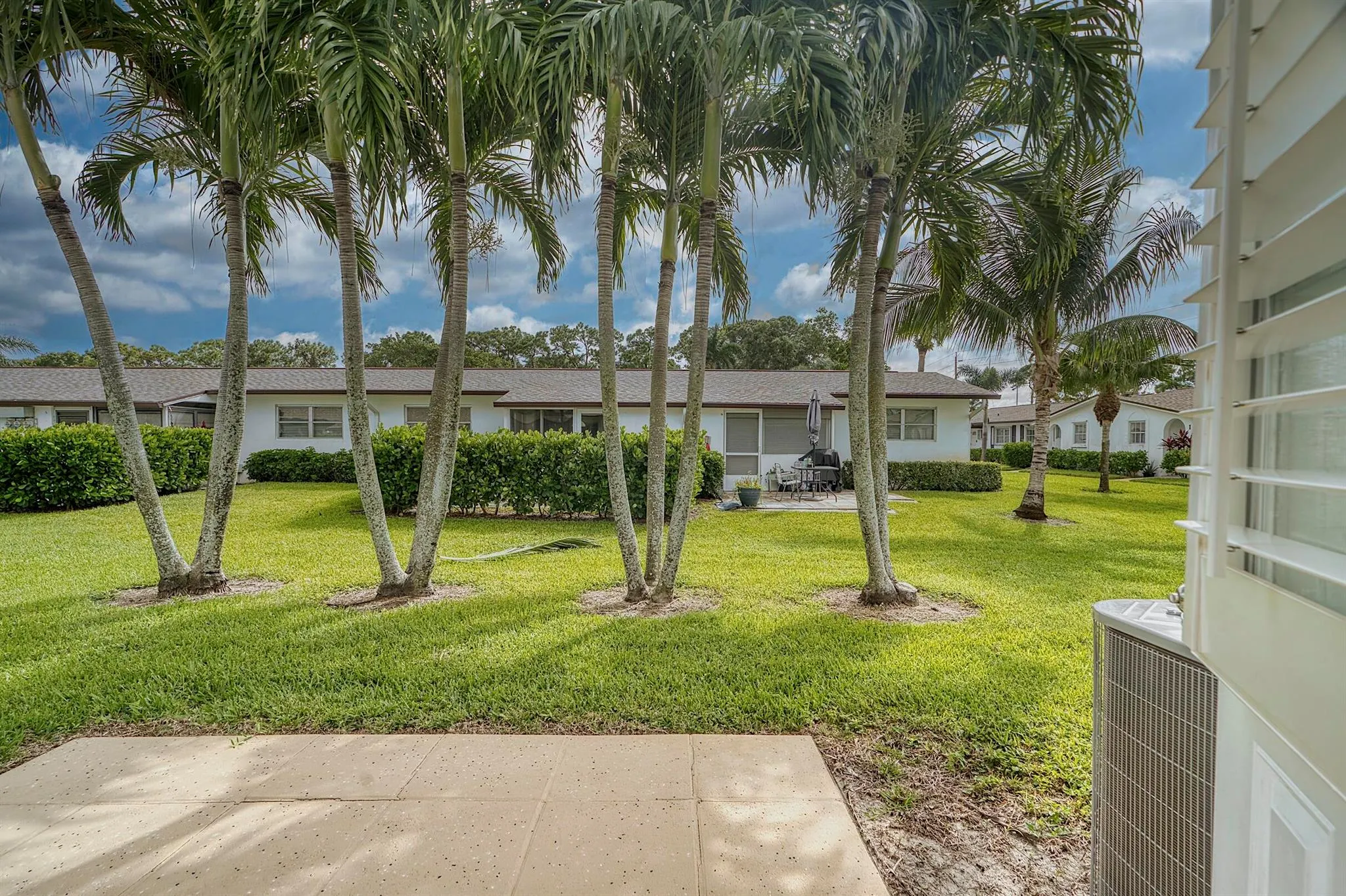 2930 Crosley Drive E, #M