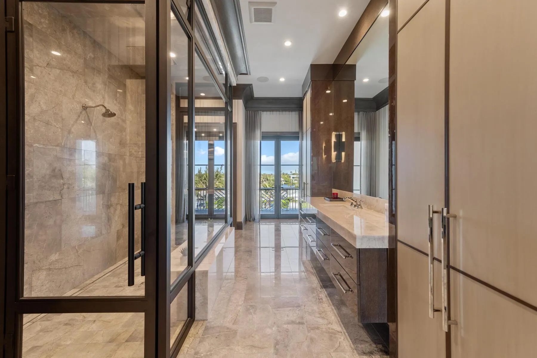 640 S Ocean Boulevard