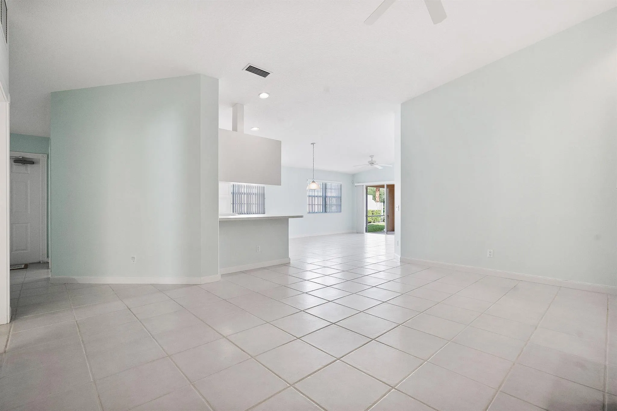 1364 Saint Lawrence Drive