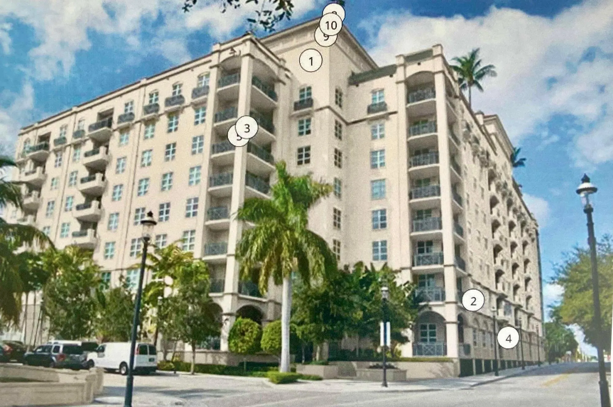 403 S Sapodilla Avenue, #207