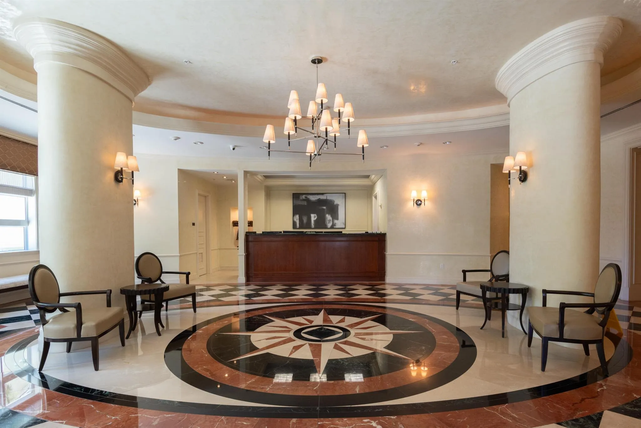 403 S Sapodilla Avenue, #207