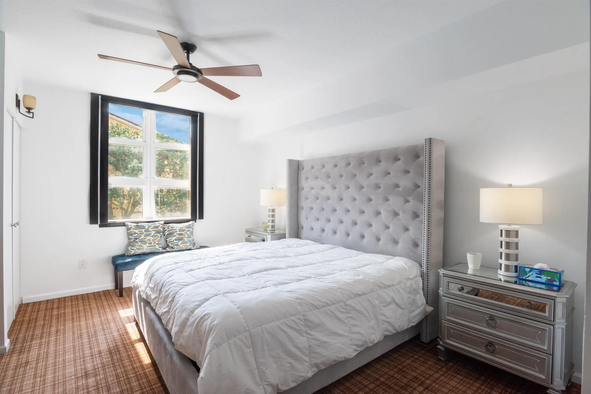 403 S Sapodilla Avenue, #207