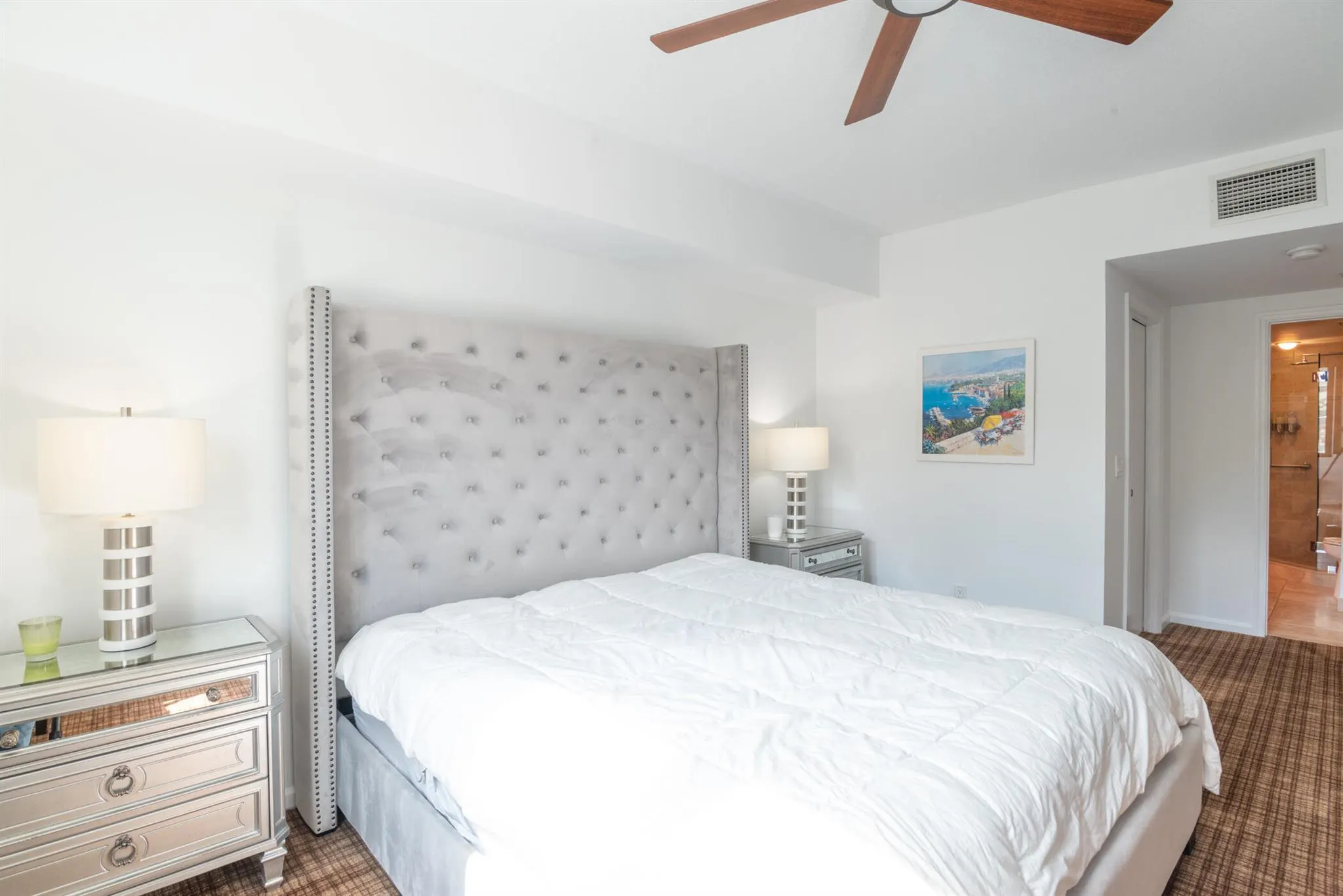 403 S Sapodilla Avenue, #207