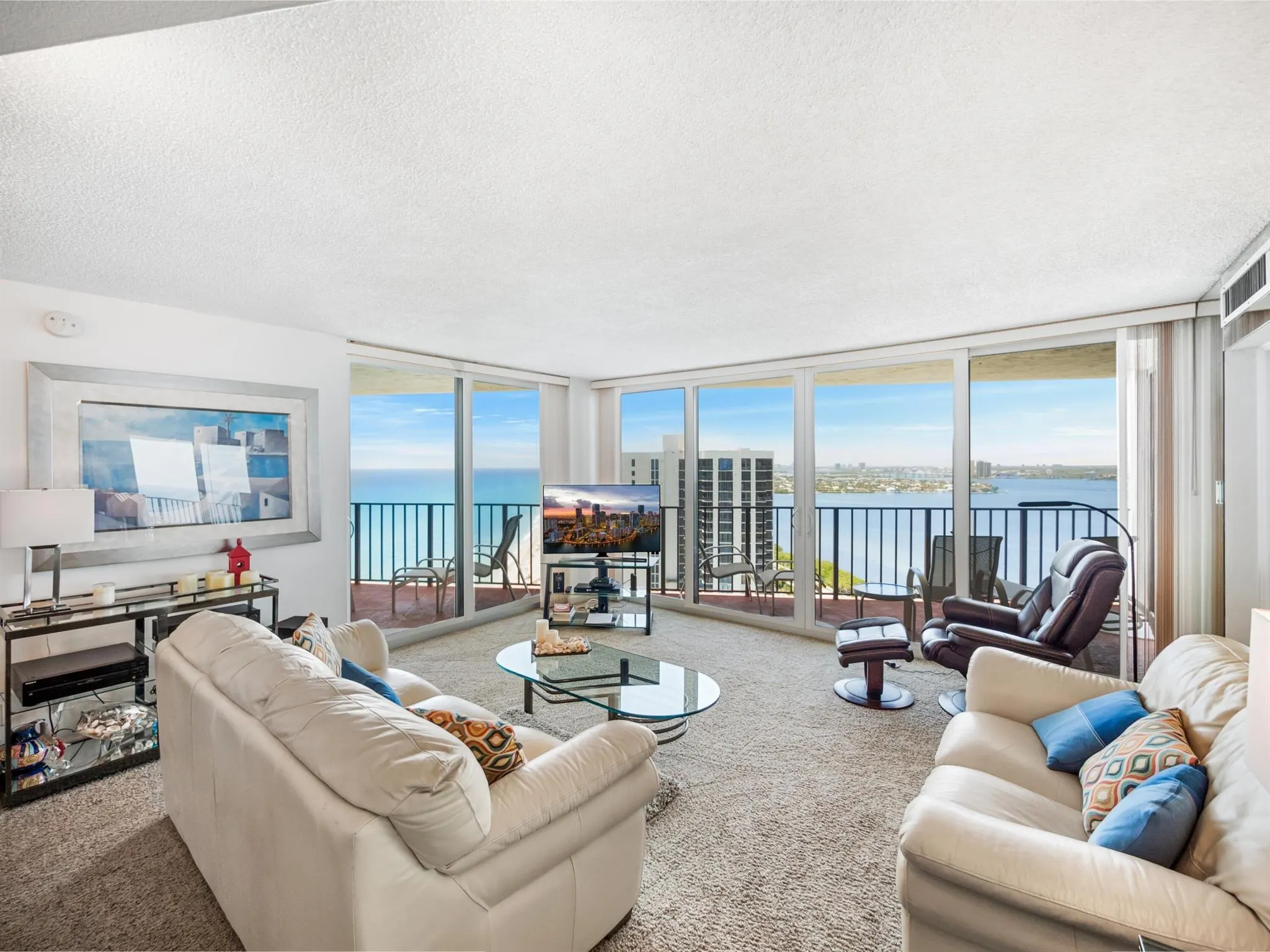 5420 N Ocean Drive, #2504