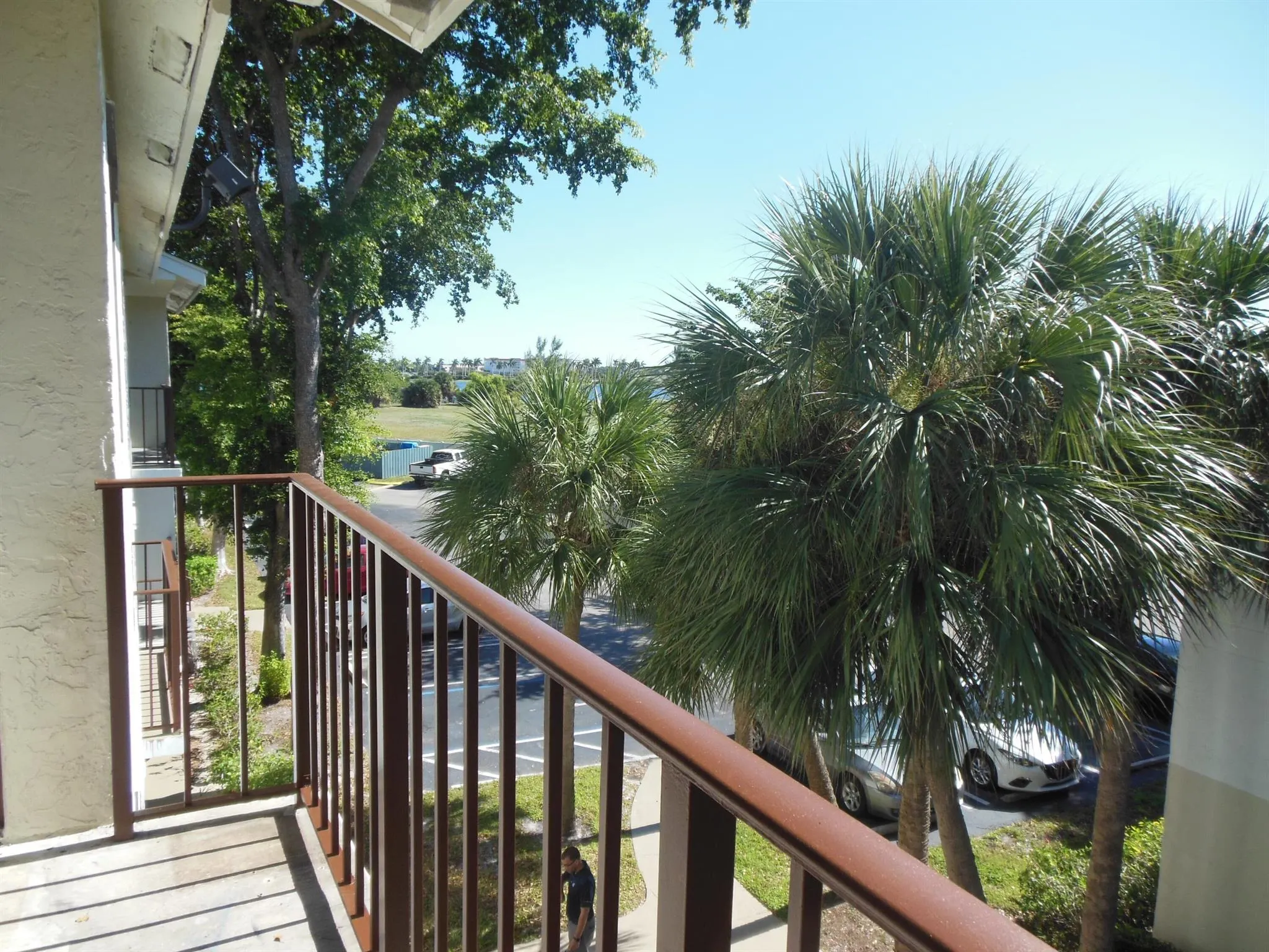 738 Executive Center Drive, #34